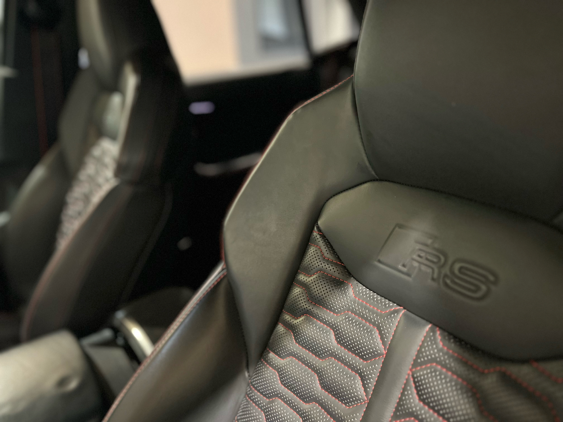 Billede af Audi RS Q8 4,0 TFSI  Mild hybrid Quattro Tiptr. 600HK 5d 8g Aut.