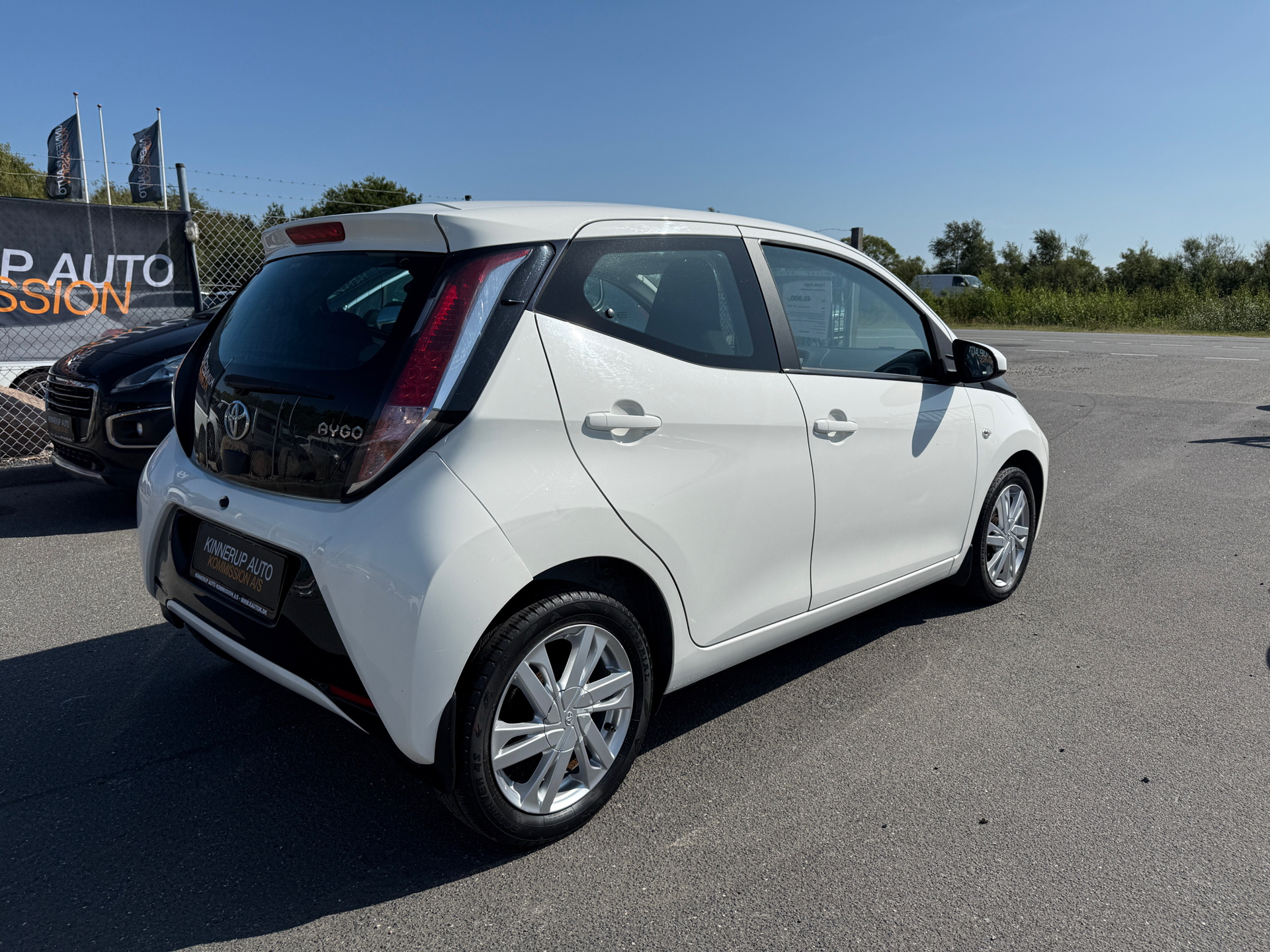 Billede af Toyota Aygo 1,0 VVT-I X-Play + X-Touch 69HK 5d