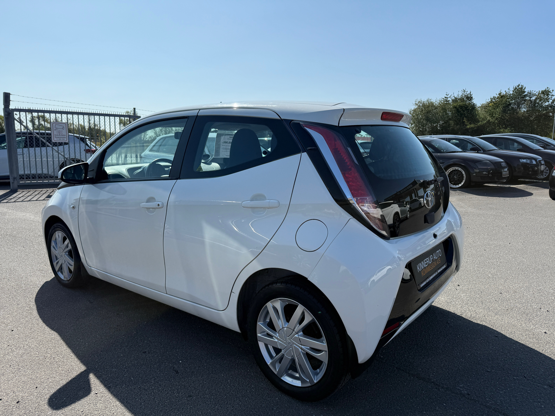 Billede af Toyota Aygo 1,0 VVT-I X-Play + X-Touch 69HK 5d