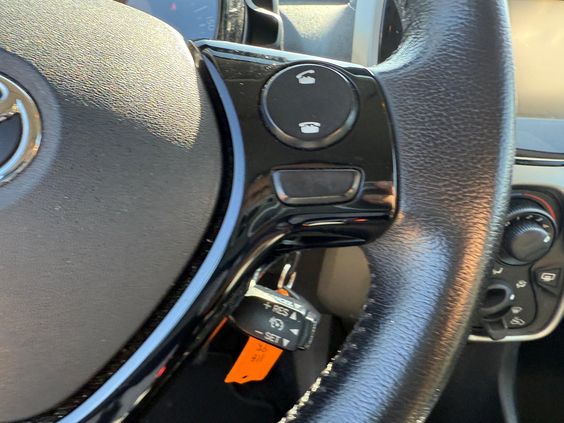 Billede af Toyota Aygo 1,0 VVT-I X-Play + X-Touch 69HK 5d