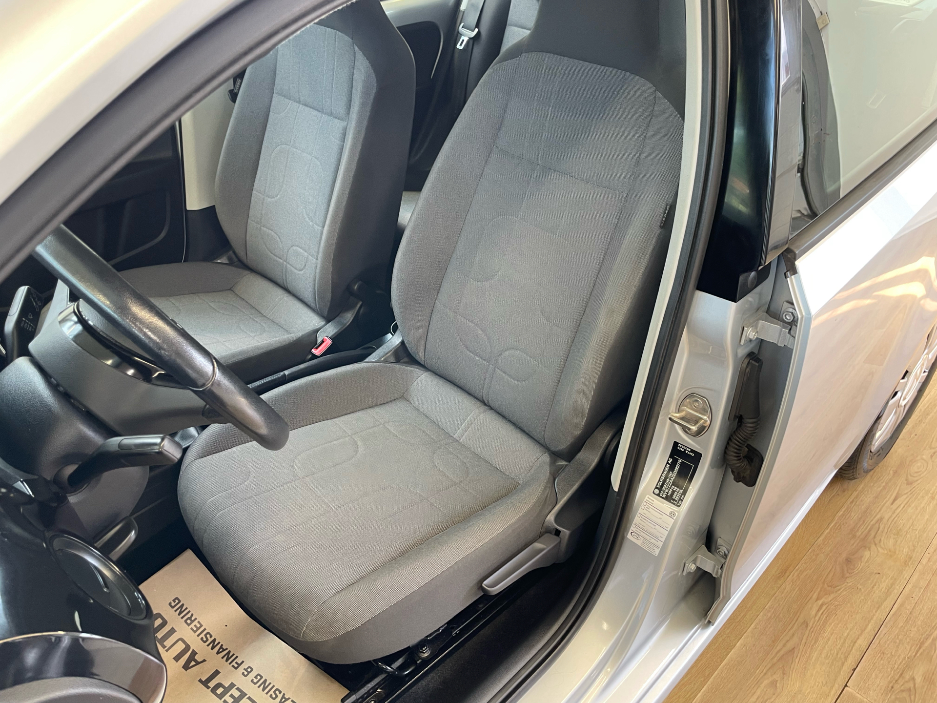 Billede af VW up 1,0 MPI BMT Move 60HK 5d