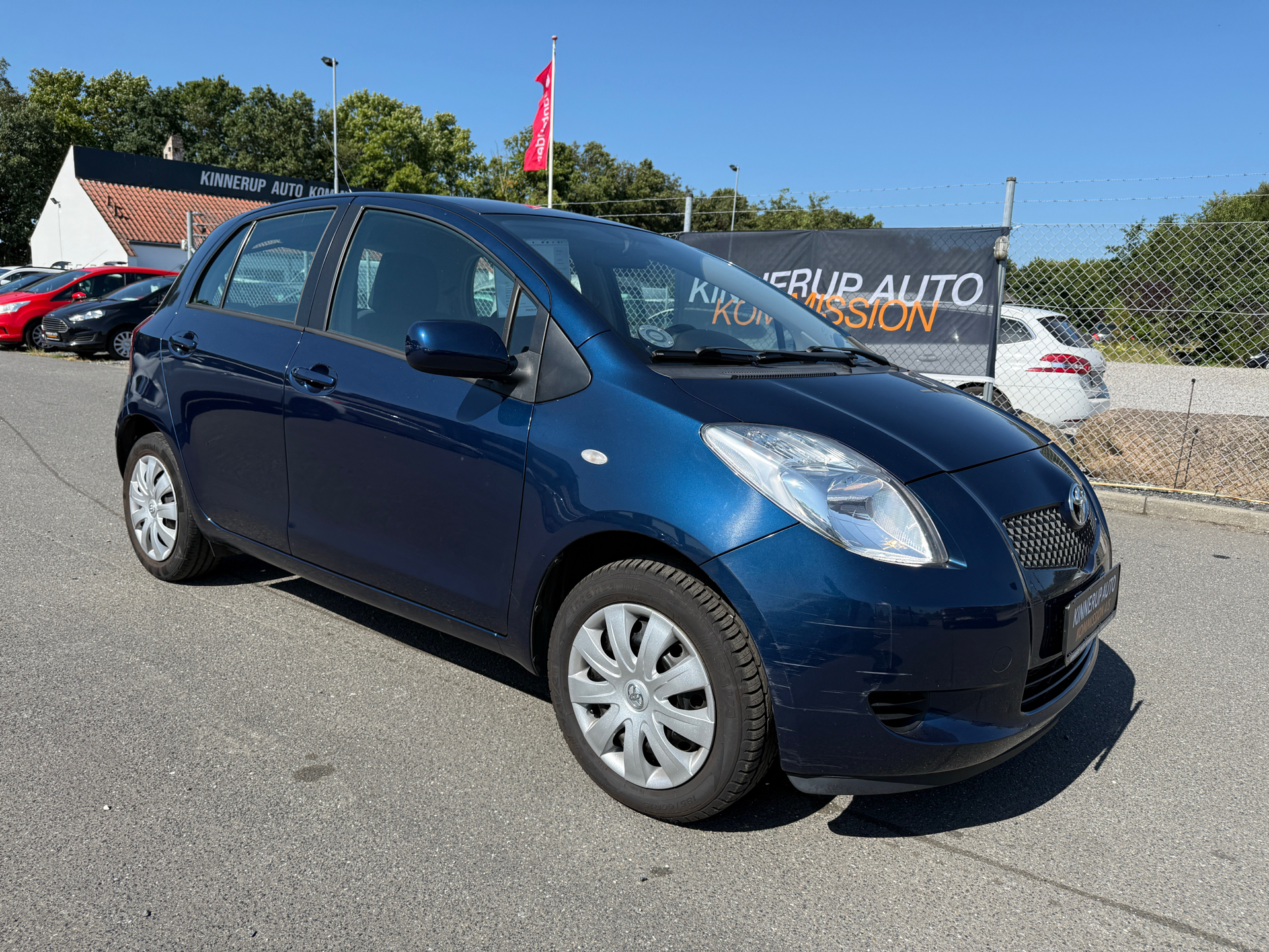 Billede af Toyota Yaris 1,0 VVT-I Linea Terra 69HK 5d