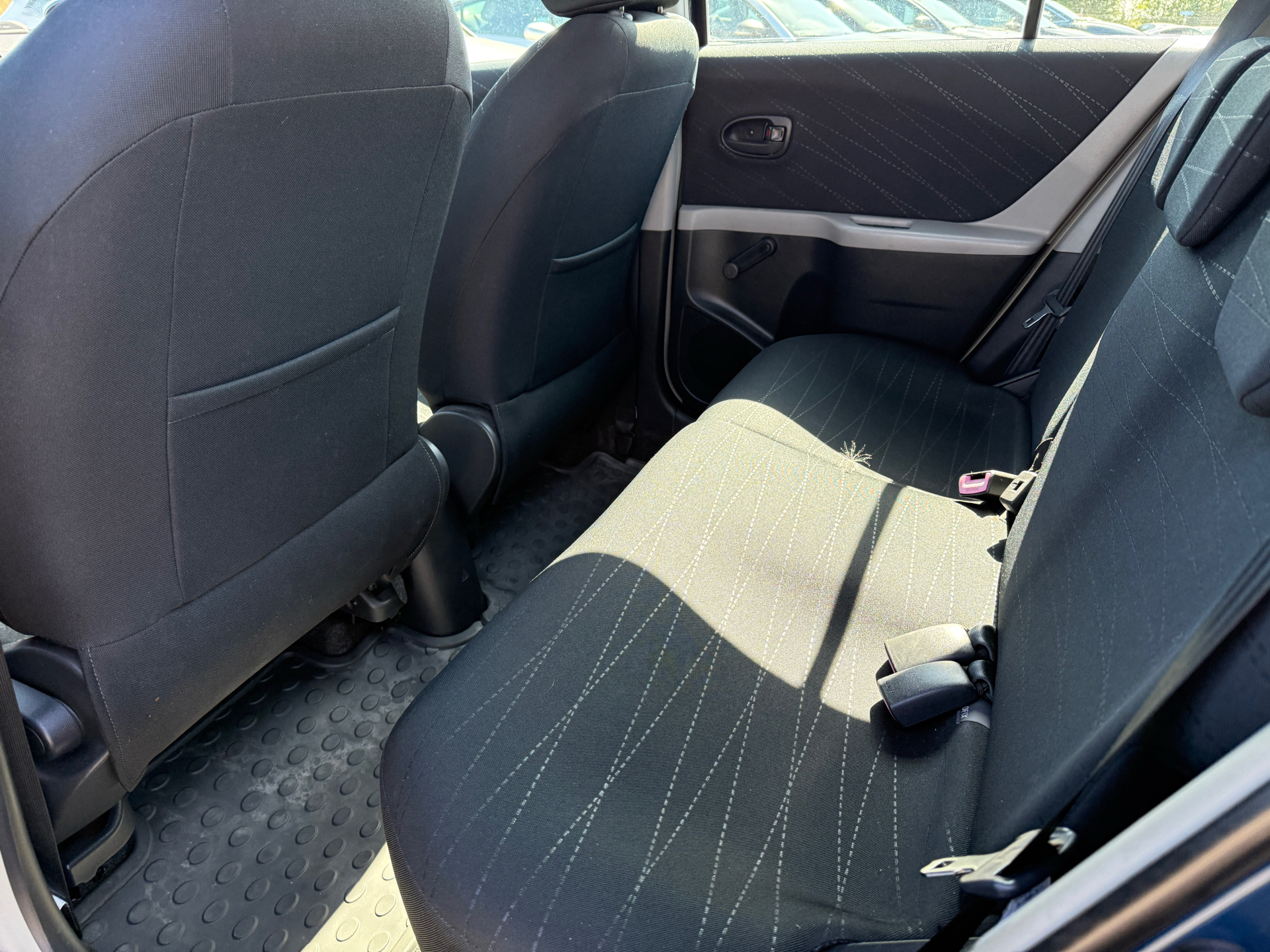 Billede af Toyota Yaris 1,0 VVT-I Linea Terra 69HK 5d