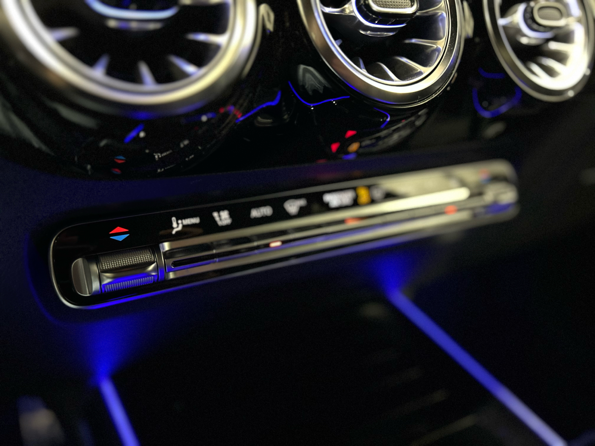 Billede af Mercedes-Benz EQA 250 EL AMG Line 190HK 5d Aut.