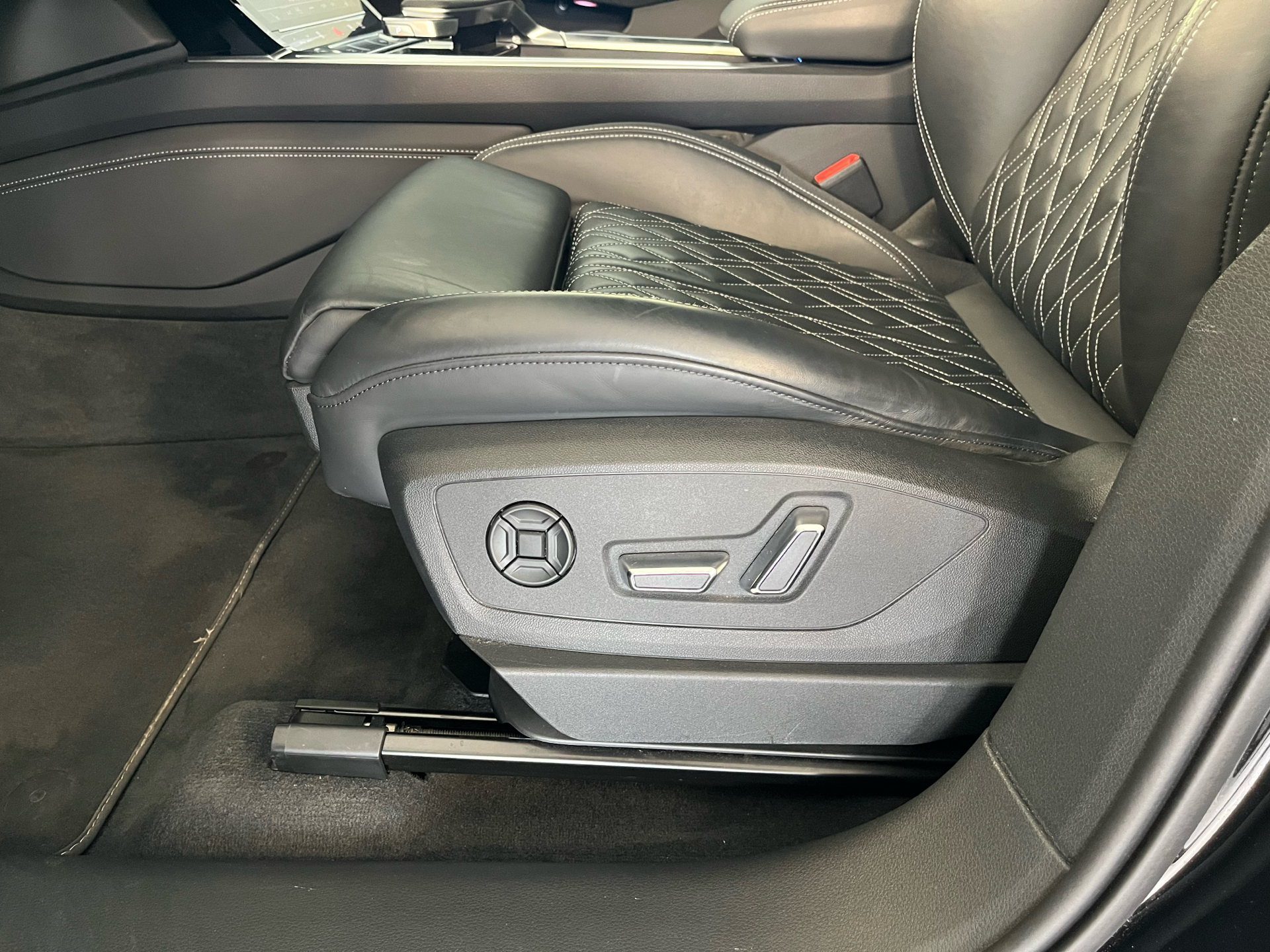 Billede af Audi E-tron 55 S Line Quattro 408HK 5d Aut.