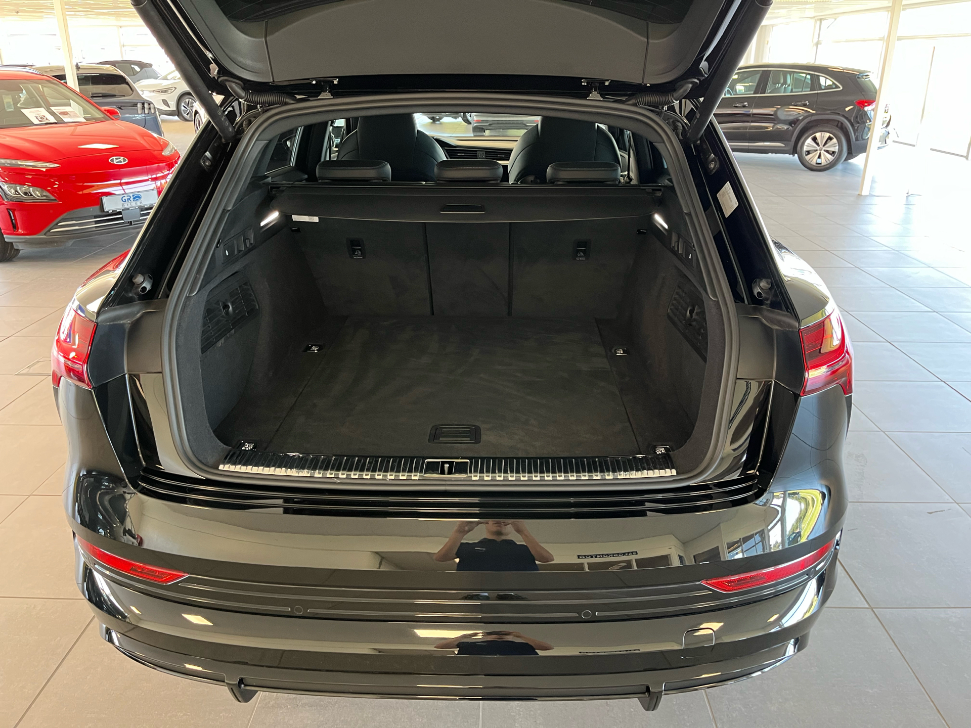 Billede af Audi E-tron 55 S Line Quattro 408HK 5d Aut.
