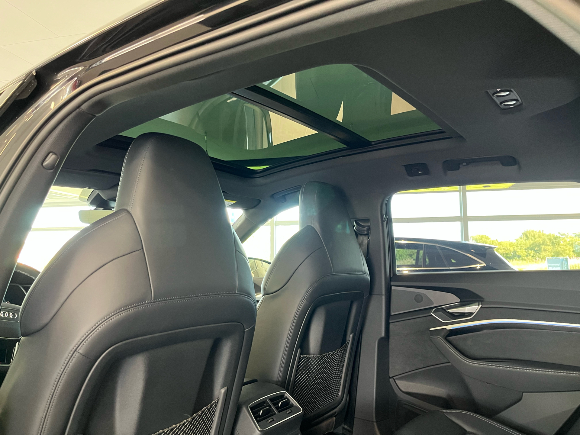 Billede af Audi E-tron 55 S Line Quattro 408HK 5d Aut.