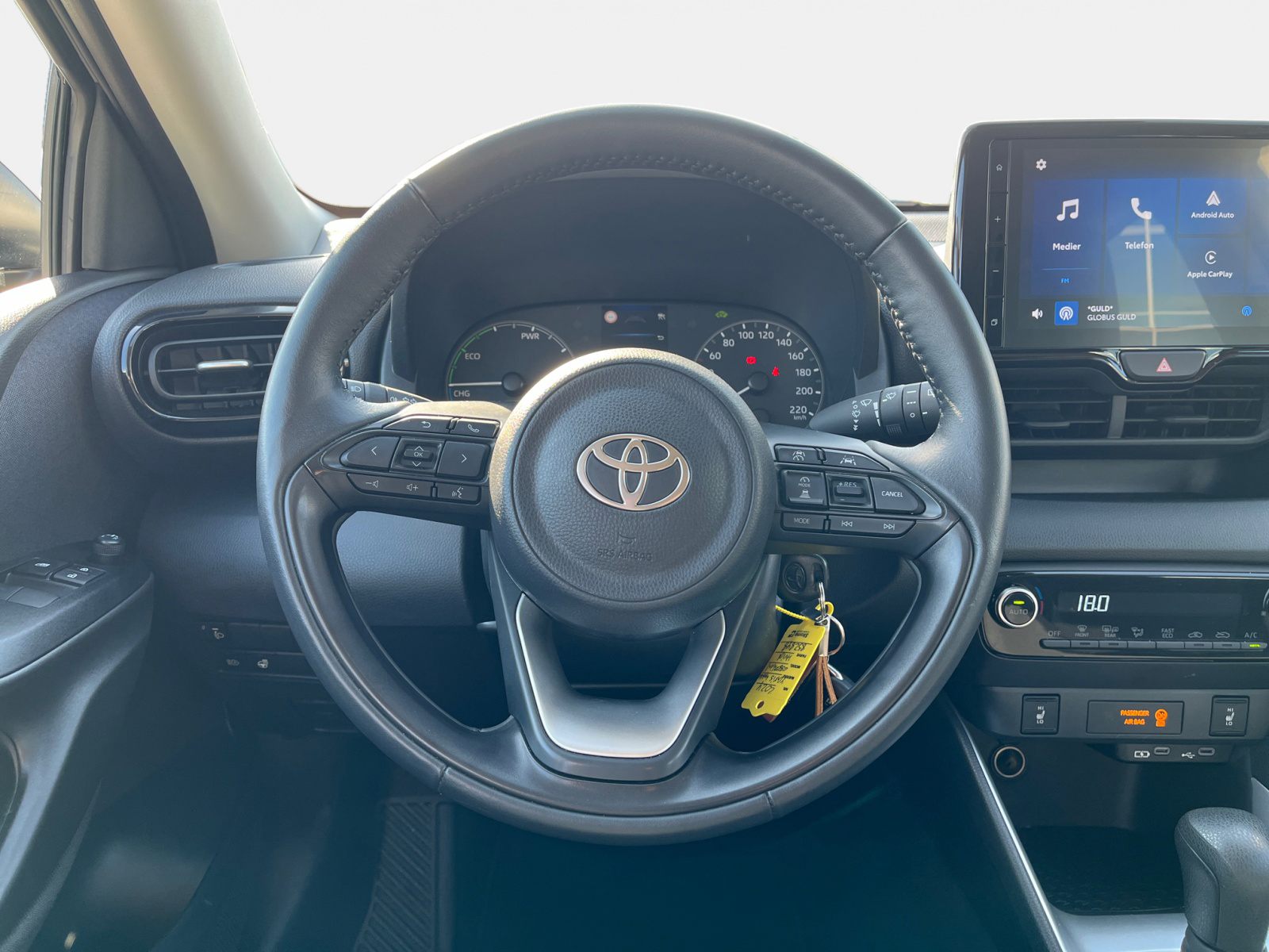 Billede af Toyota Yaris 1,5 Hybrid Essential 116HK 5d Trinl. Gear