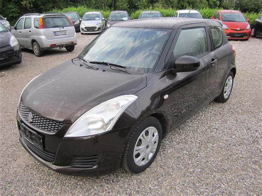 Suzuki Swift 1,2 16V Cruise 94HK 3d