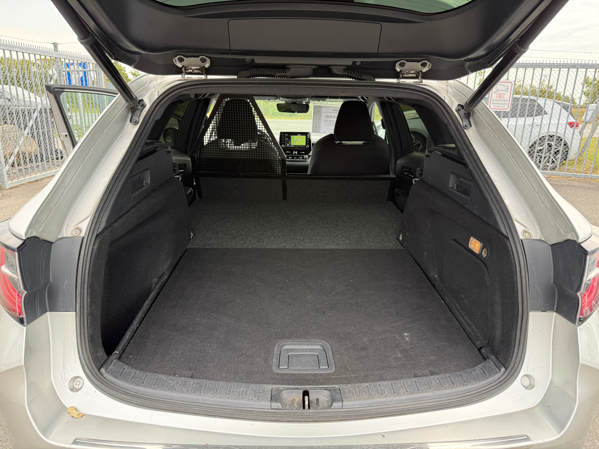 Billede af Toyota Corolla Touring Sports 1,8 Hybrid H3 E-CVT 122HK Van Trinl. Gear