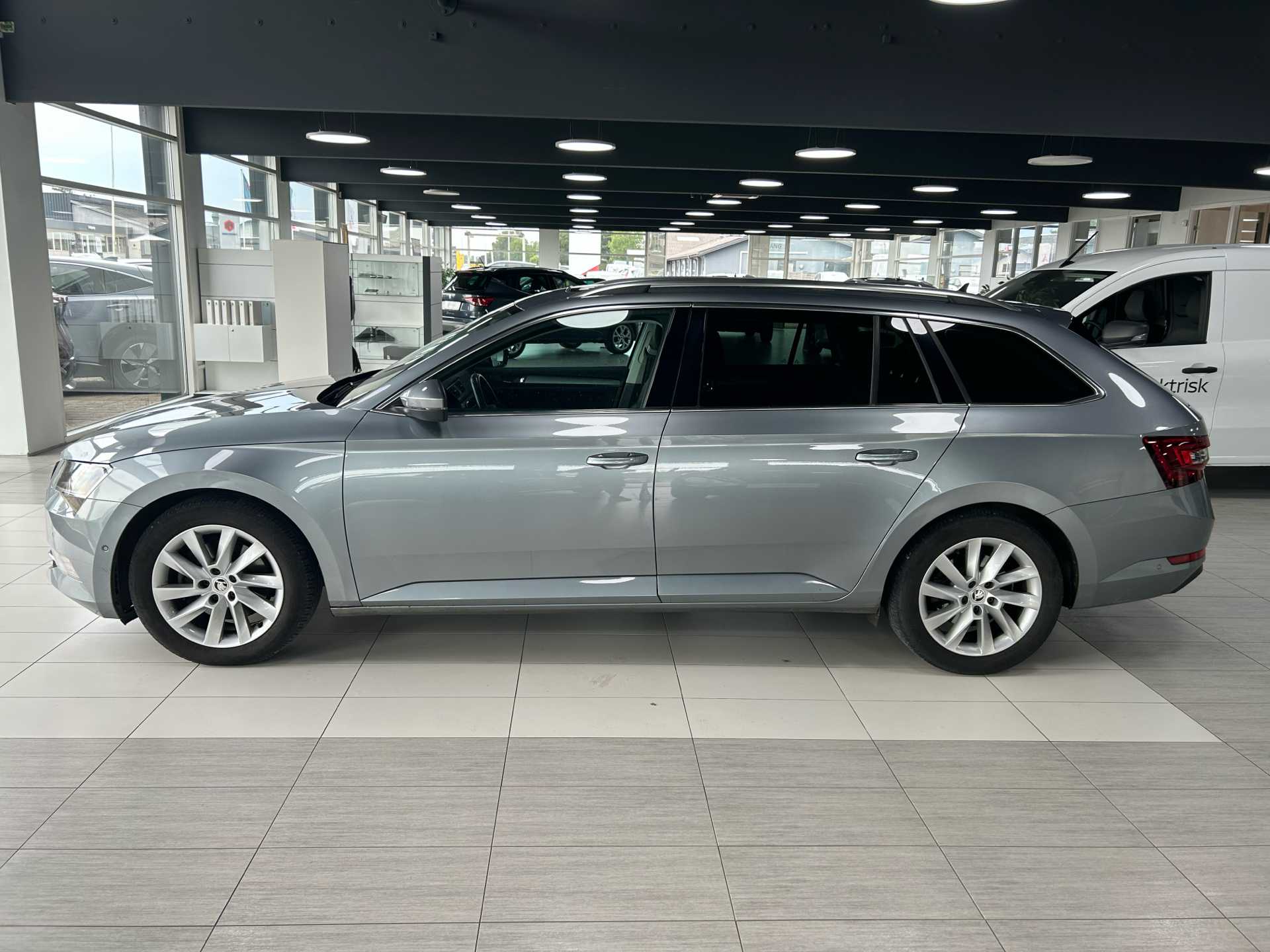 Billede af Skoda Superb Combi 1,5 TSI ACT Style DSG 150HK Stc 7g Aut.