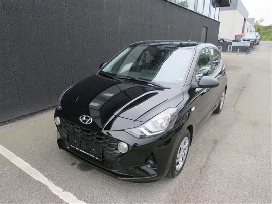 Hyundai i10 1,0 Essential 67HK 5d