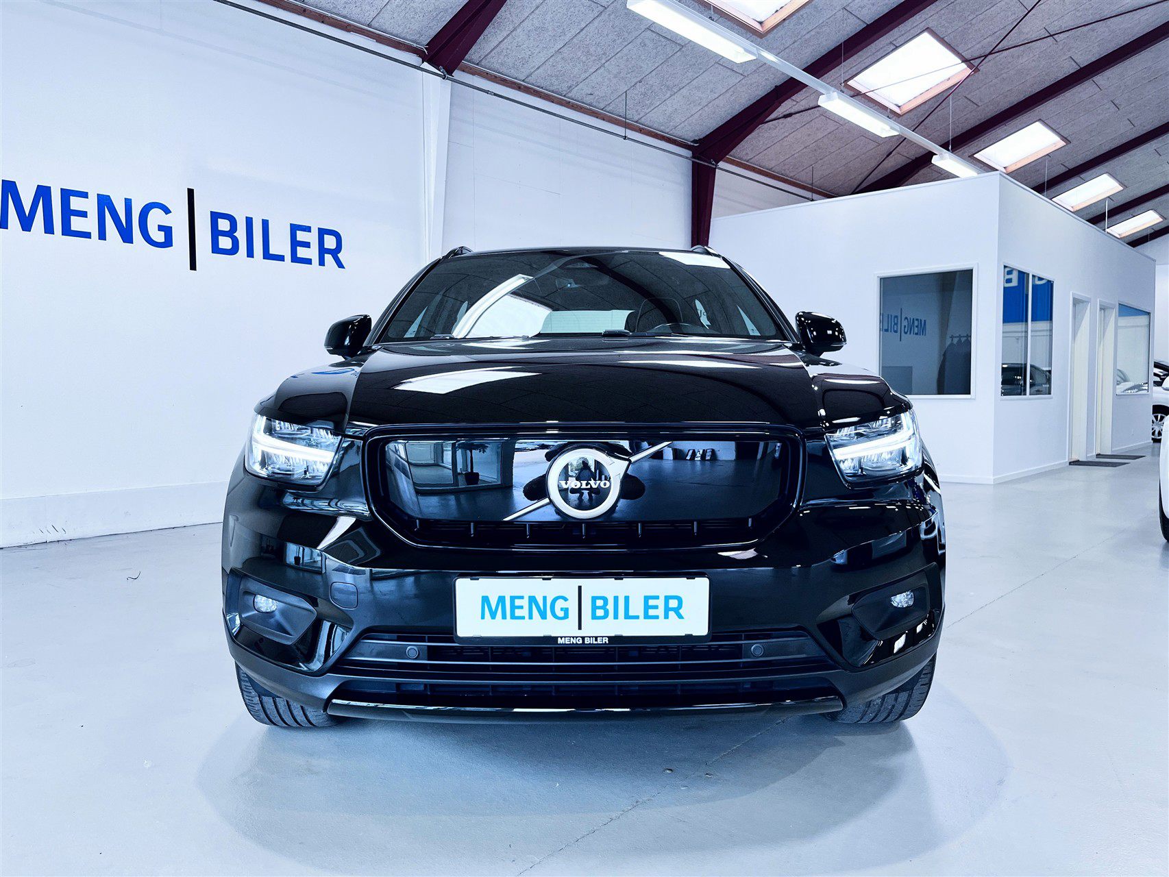 Billede af Volvo XC40 P8 Recharge Twin R-design AWD 408HK 5d Aut.
