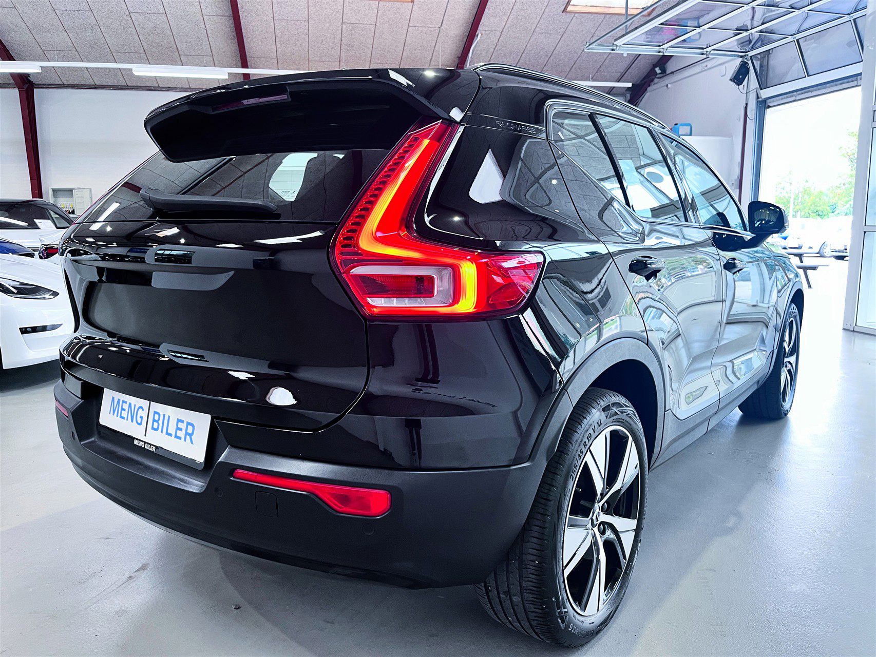 Billede af Volvo XC40 P8 Recharge Twin R-design AWD 408HK 5d Aut.