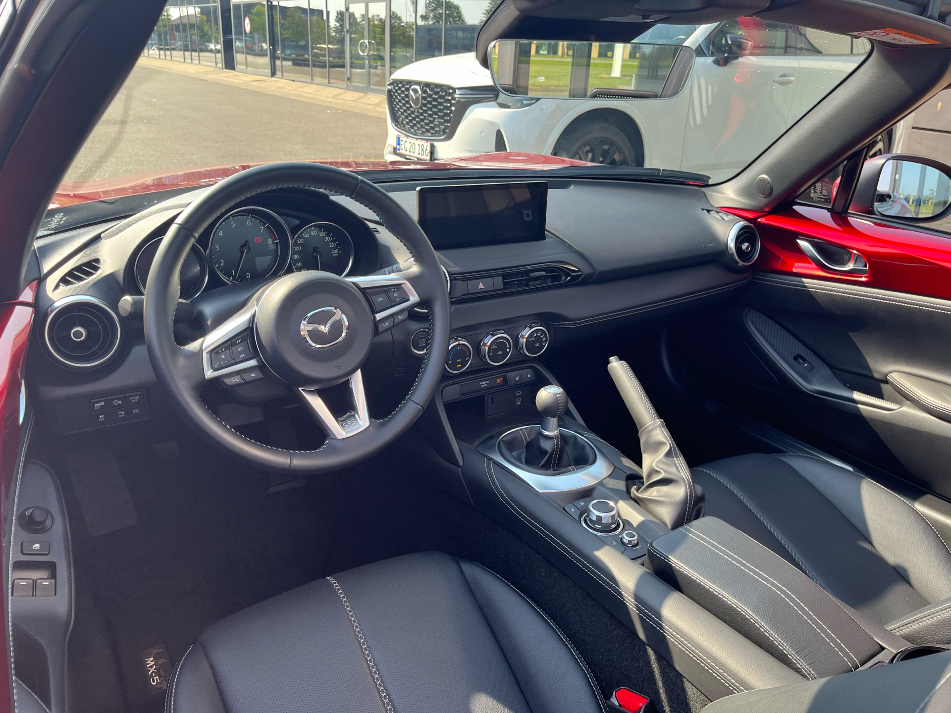 Billede af Mazda MX-5 2,0 Skyactiv-G Exclusive-Line 184HK Cabr. 6g