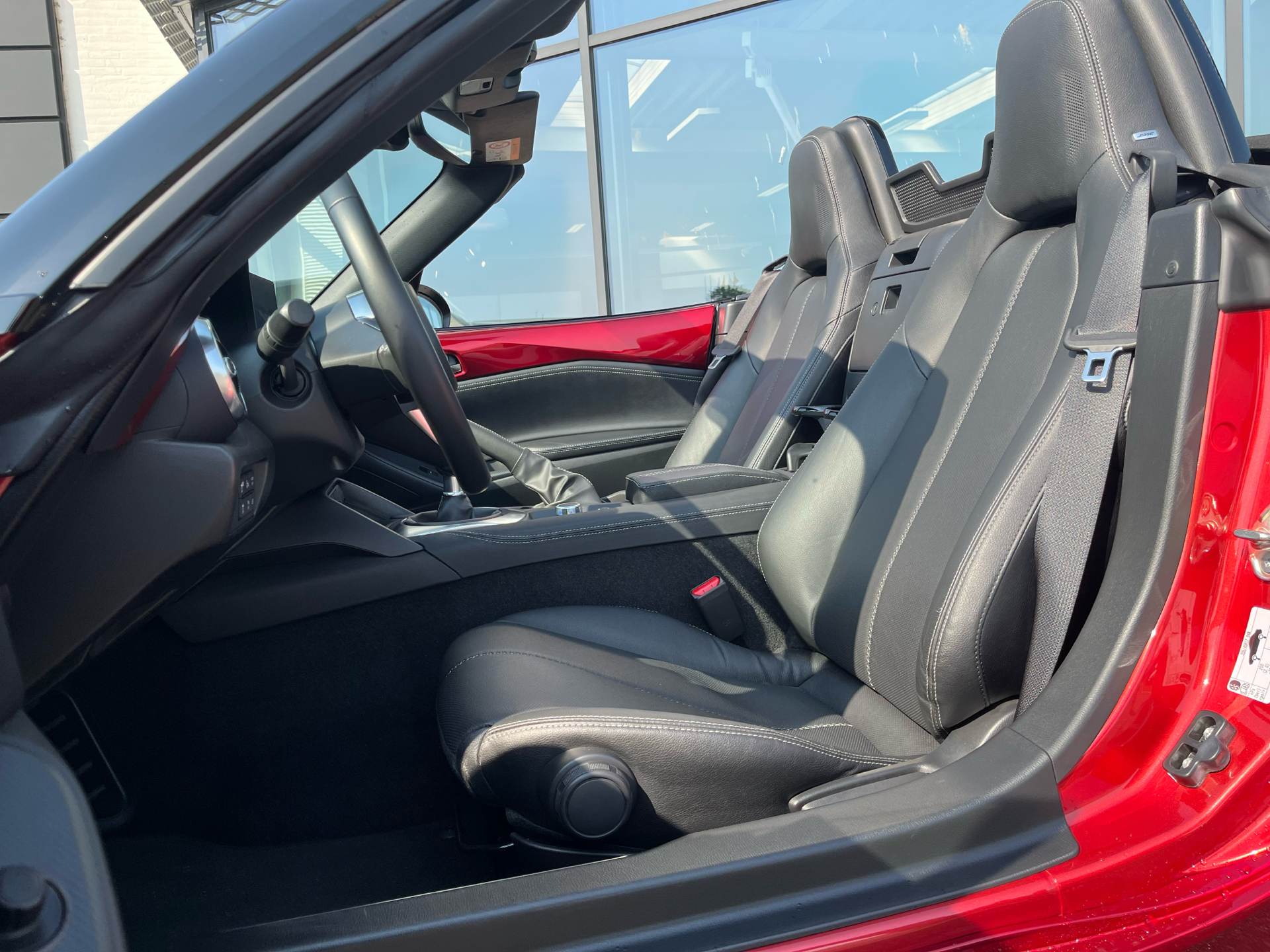 Billede af Mazda MX-5 2,0 Skyactiv-G Exclusive-Line 184HK Cabr. 6g