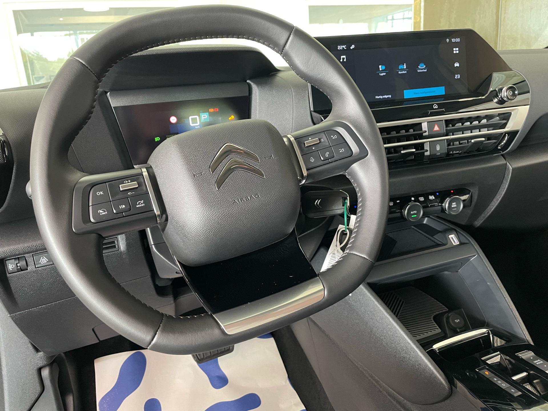 Billede af Citroën e-C4 EL You! 136HK 5d Aut.