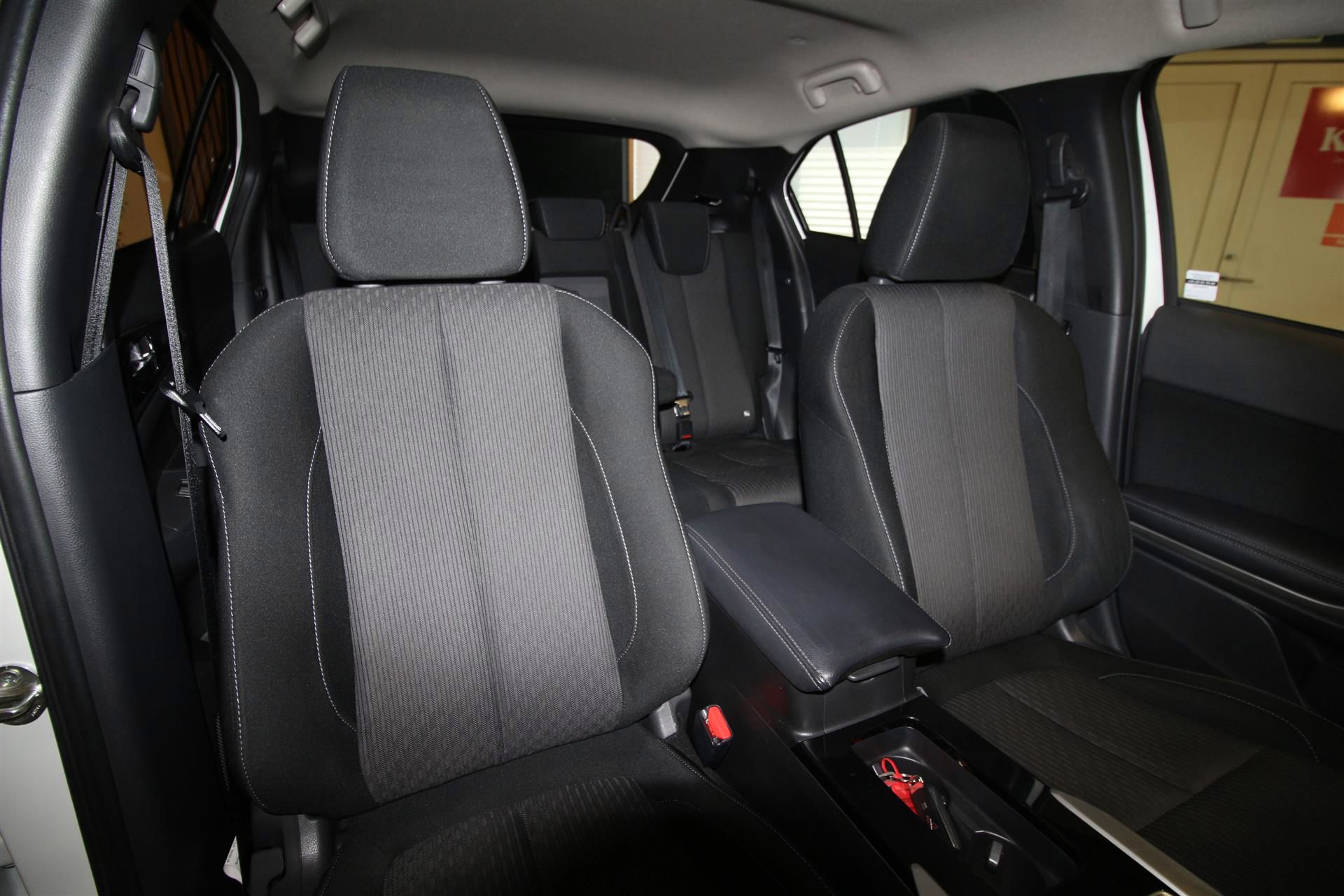 Billede af Mitsubishi Eclipse Cross 2,4 Plugin-hybrid Intense 4WD 188HK 5d Trinl. Gear