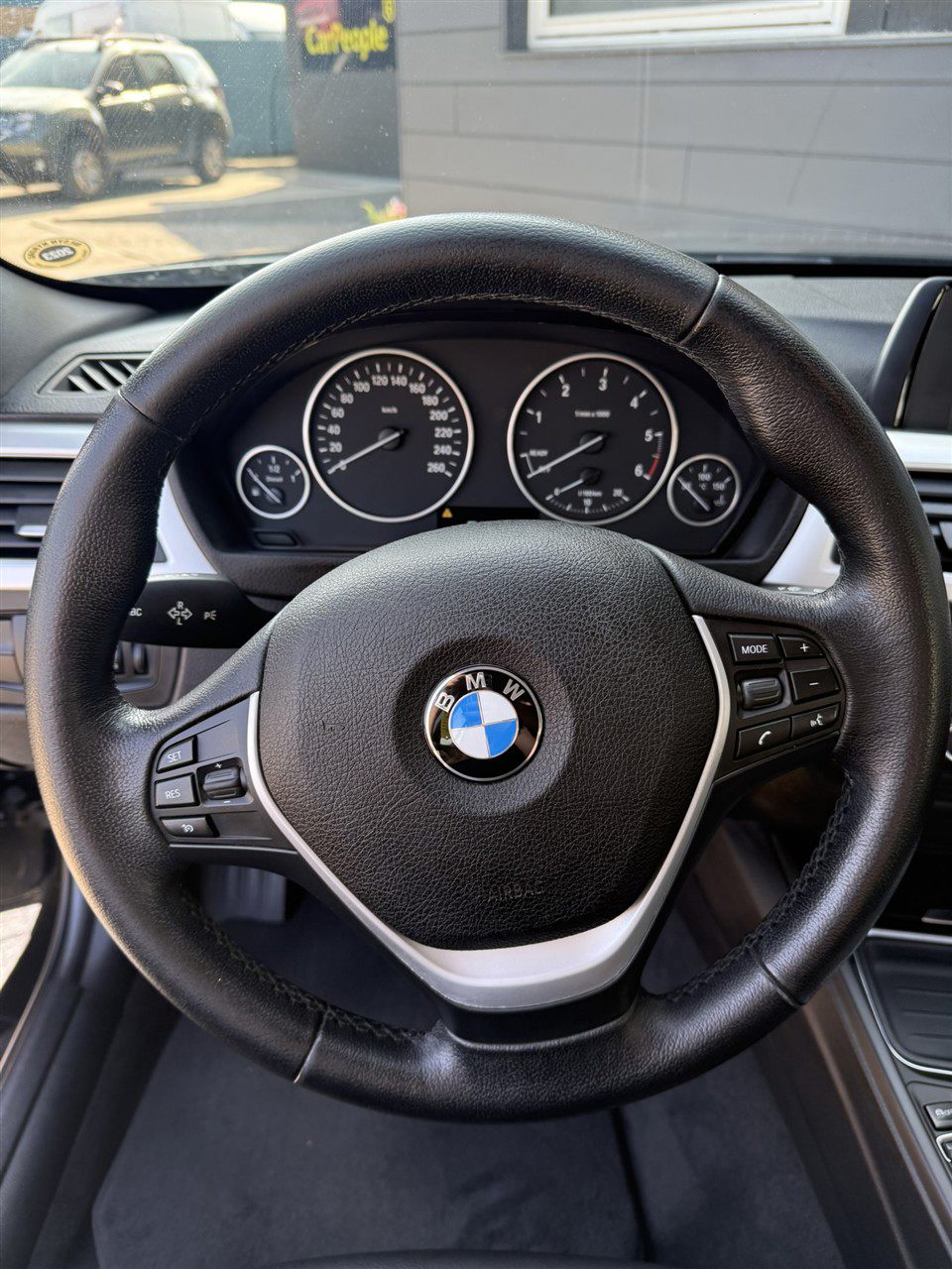 Billede af BMW 320d Touring 2,0 D 184HK Stc 8g Aut.