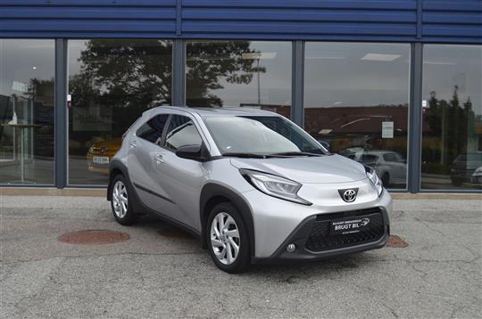 Toyota Aygo X 1,0 VVT-I Active 72HK 5d