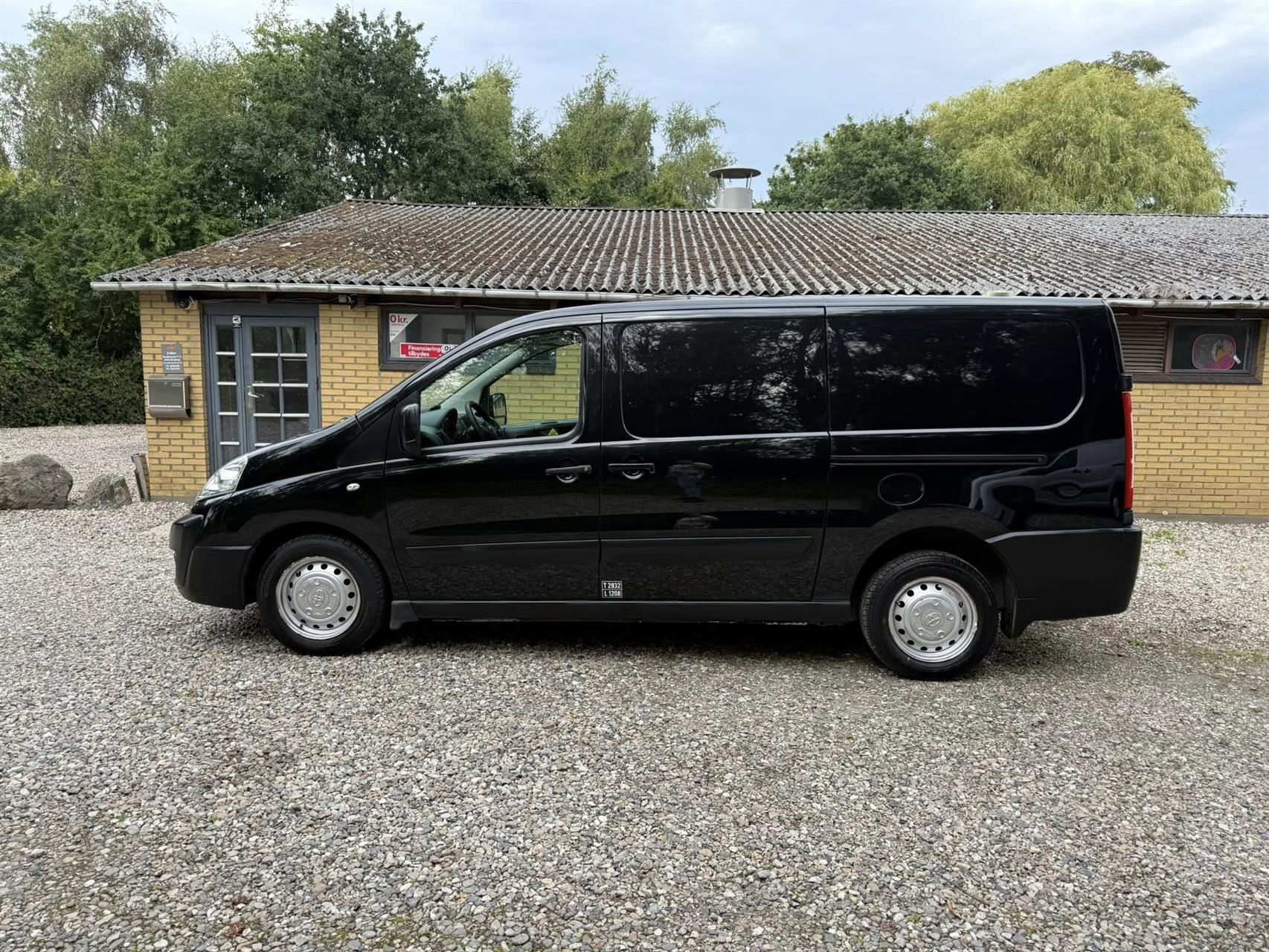 Billede af Toyota Proace L2H1 2,0 D T2 Splitbagdør 128HK Van 6g
