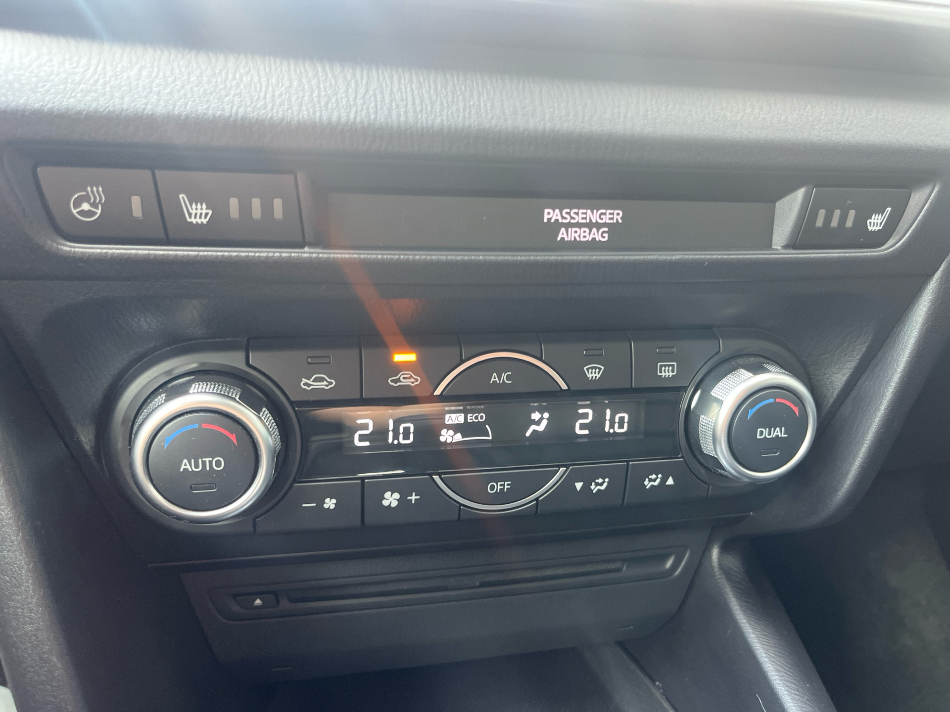 Billede af Mazda 3 2,0 Skyactiv-G Optimum 120HK 5d 6g