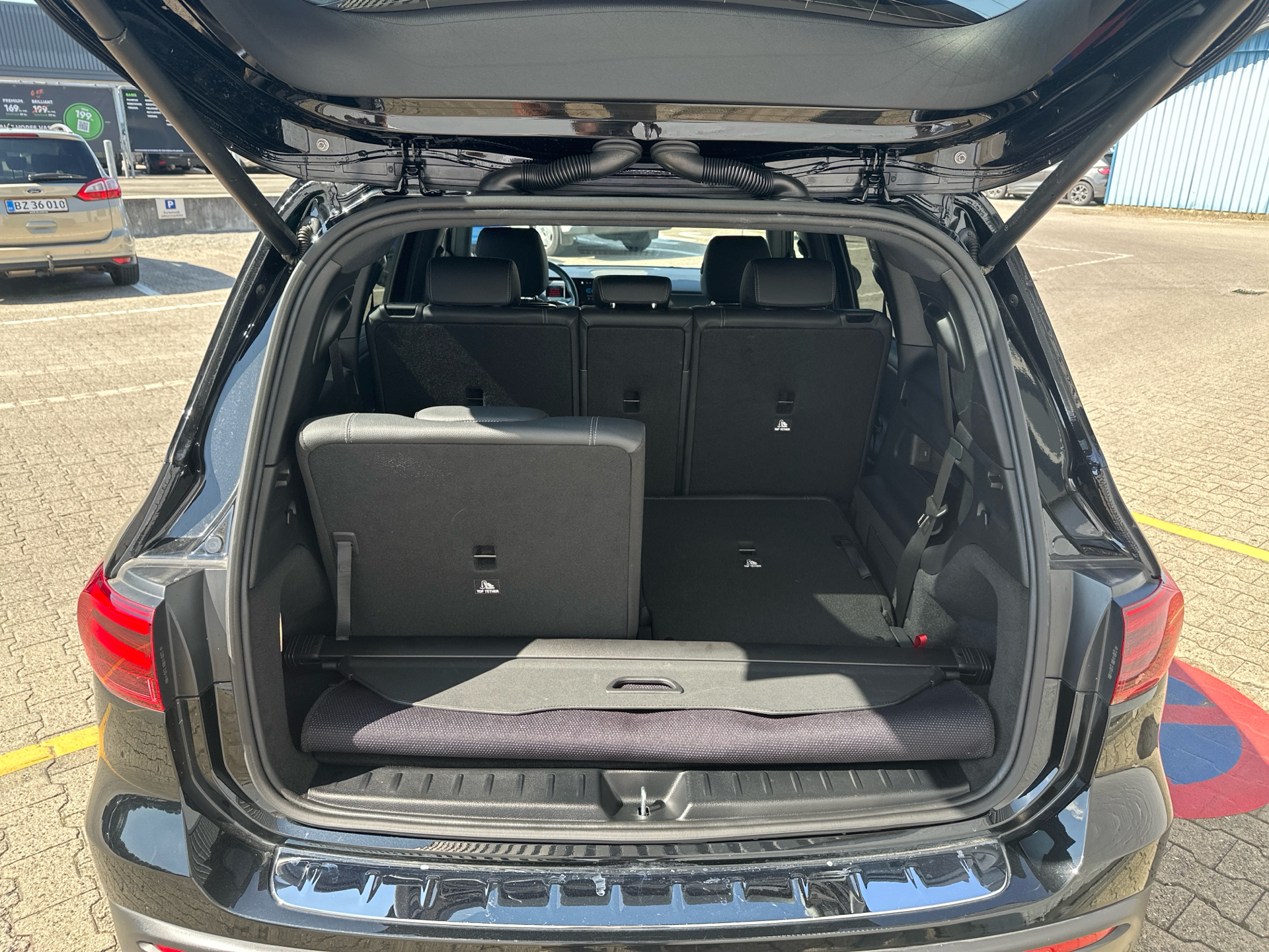 Billede af Mercedes-Benz EQB 250+ EL Progressive 7 pers. 190HK 5d Aut.