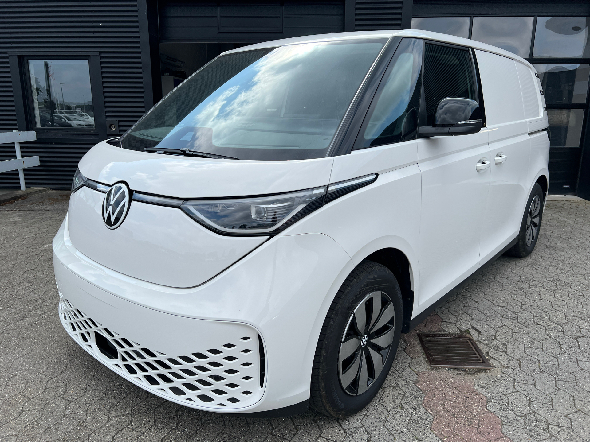 Billede af VW ID.Buzz Cargo EL Pro+ 286HK Van Aut.
