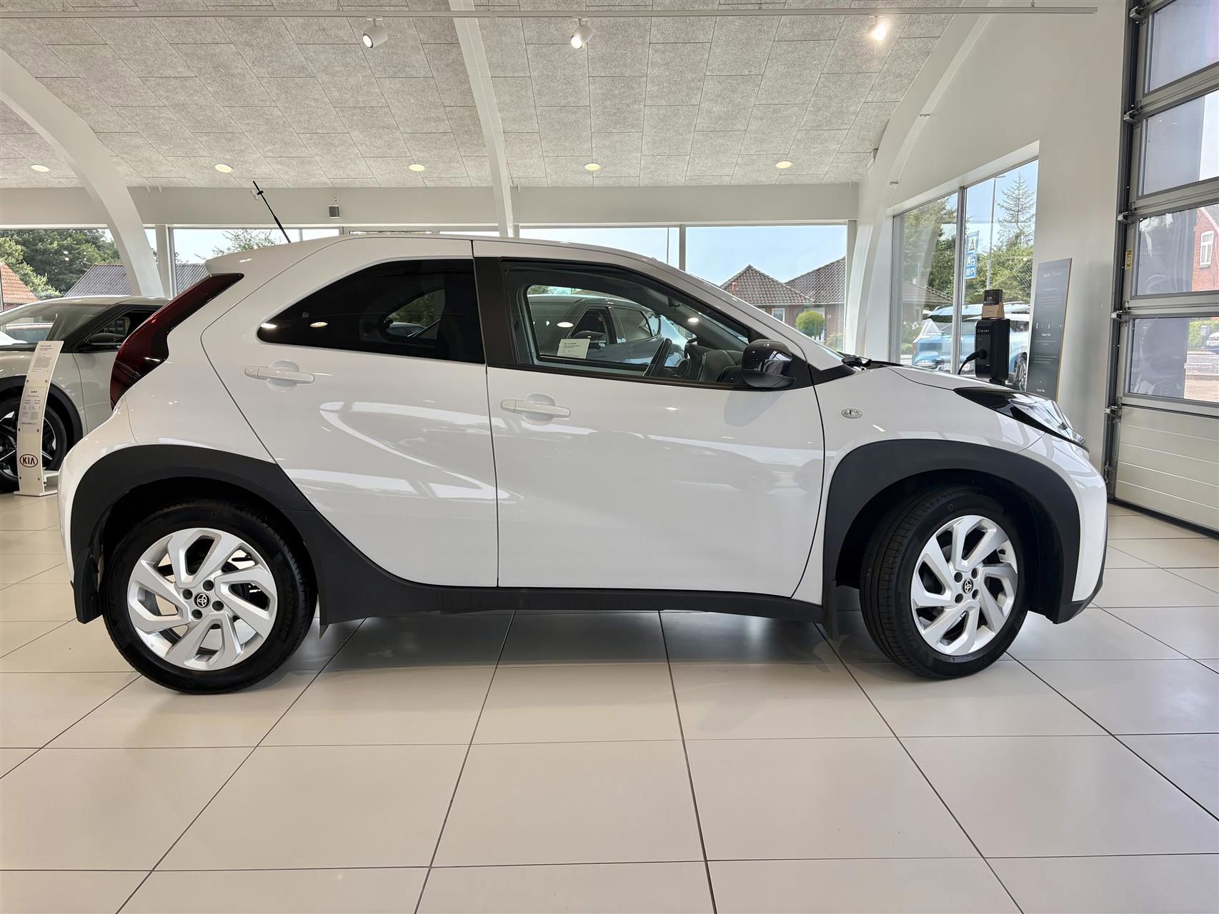 Billede af Toyota Aygo X 1,0 VVT-I Active 72HK 5d