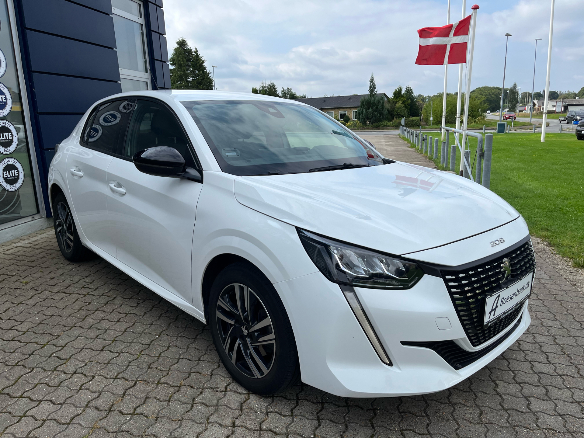 Billede af Peugeot 208 1,2 PureTech Allure 100HK 5d 6g