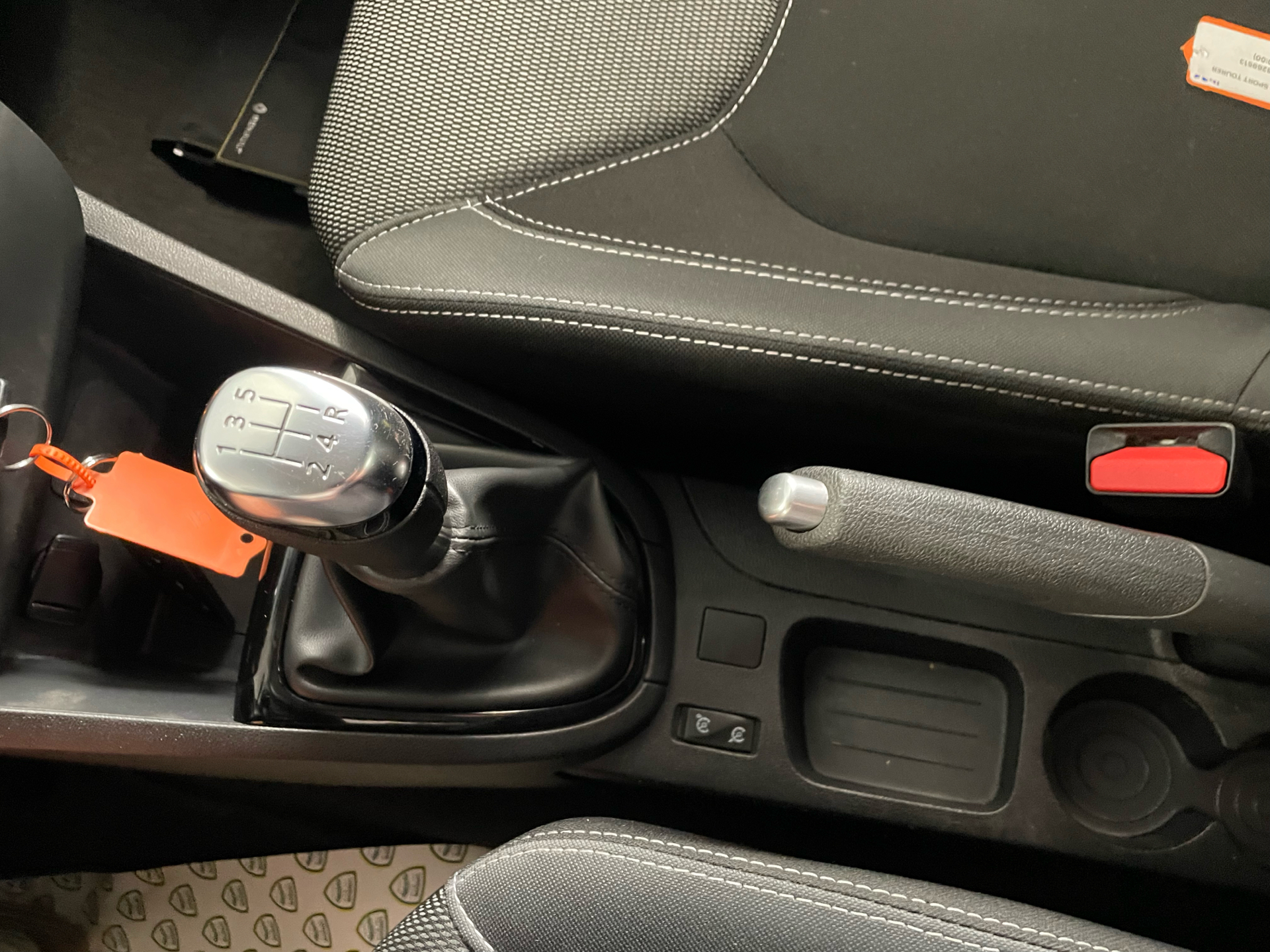 Billede af Renault Clio Sport Tourer 0,9 Energy TCe Zen 90HK Stc