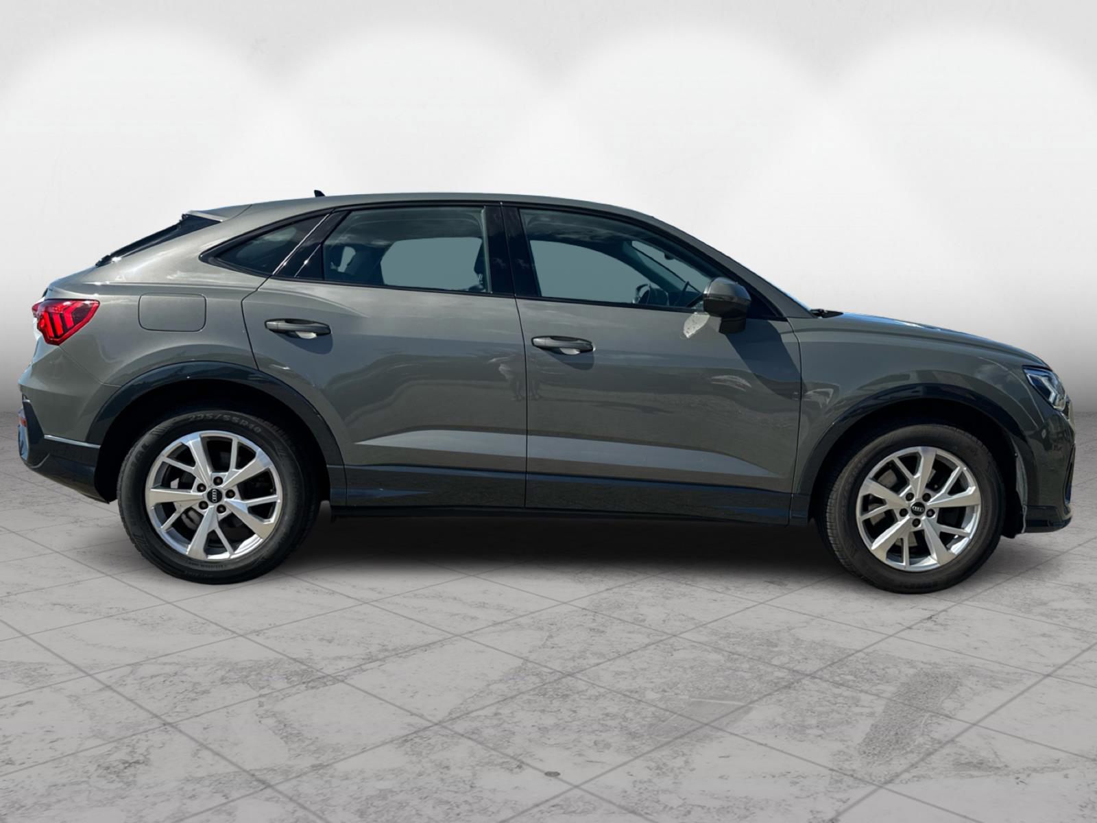 Billede af Audi Q3 Sportback 1,4 45 TFSI e  Plugin-hybrid Attitude Plus S Tronic 245HK 5d 6g Aut.