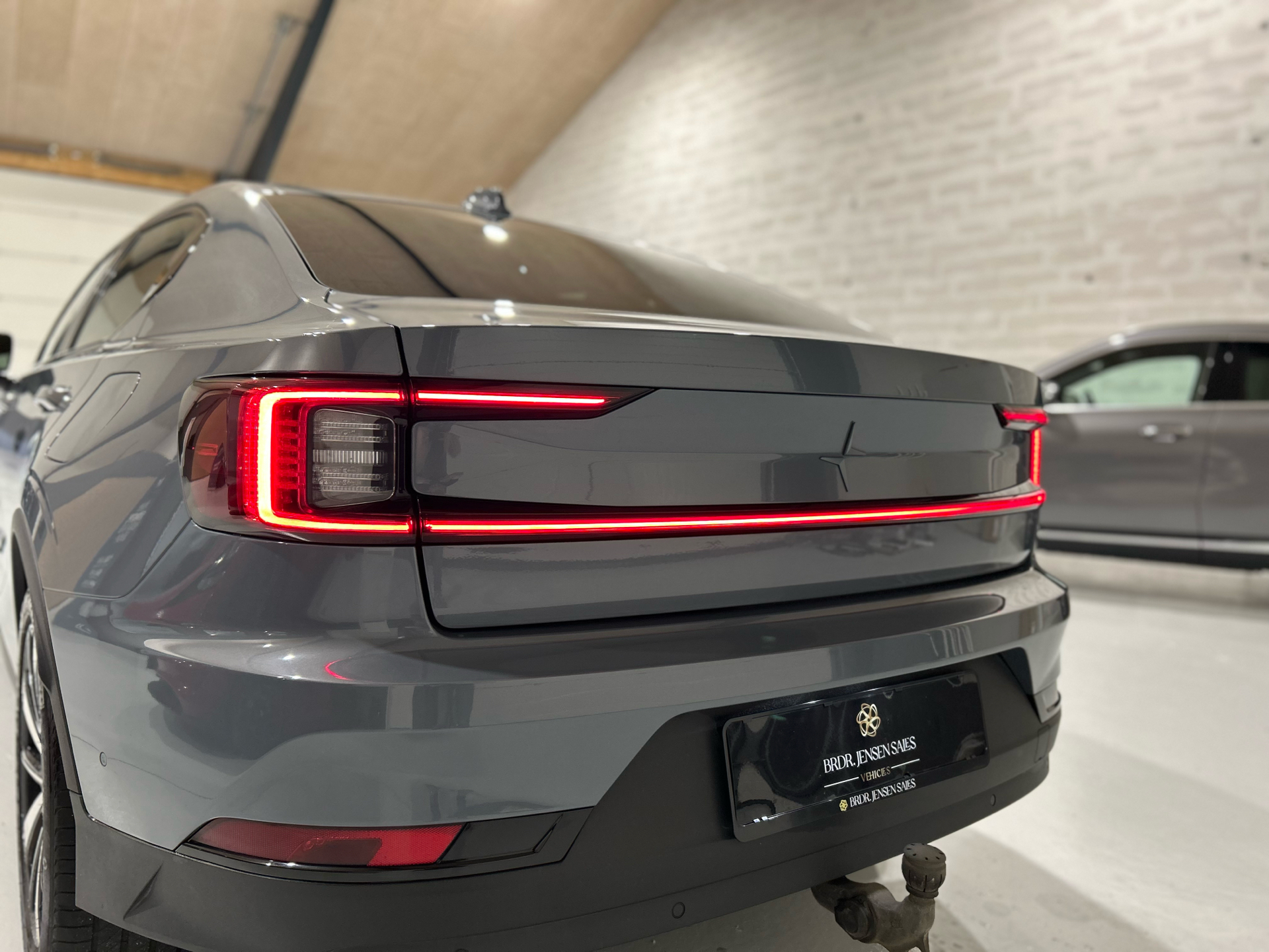 Billede af Polestar 2 EL Long range Single motor 231HK 5d Aut.