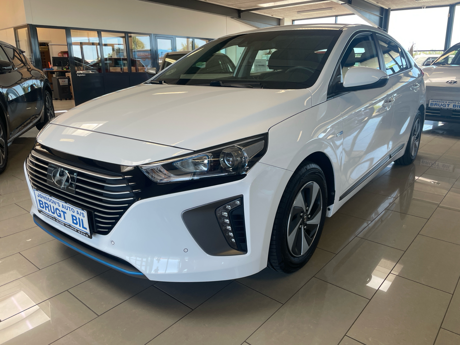 Billede af Hyundai Ioniq 1,6 GDI  Hybrid Trend DCT 141HK 5d 6g Aut.