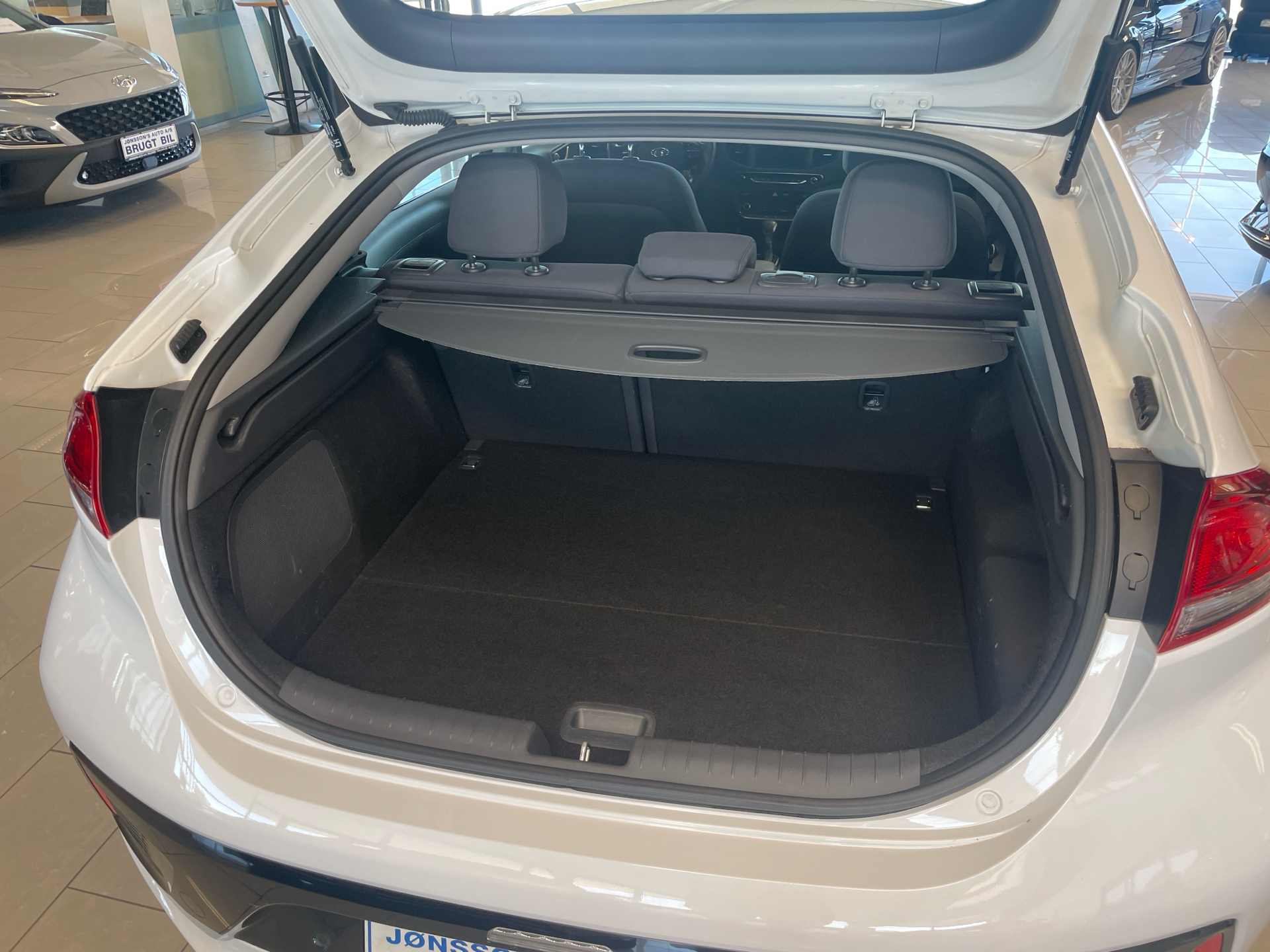 Billede af Hyundai Ioniq 1,6 GDI  Hybrid Trend DCT 141HK 5d 6g Aut.