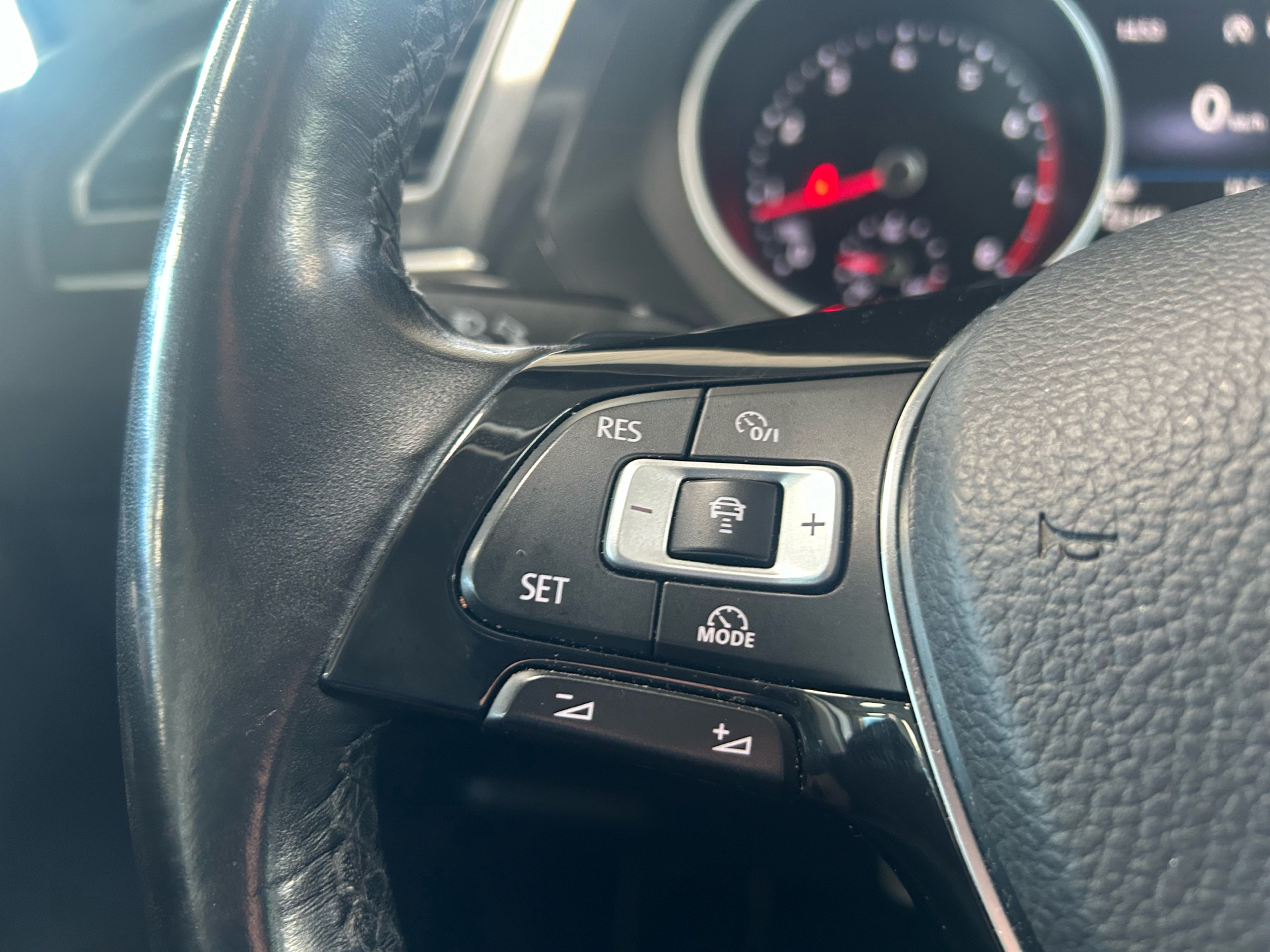 Billede af VW Tiguan 1,4 TSI ACT Comfortline DSG 150HK 5d 6g Aut.