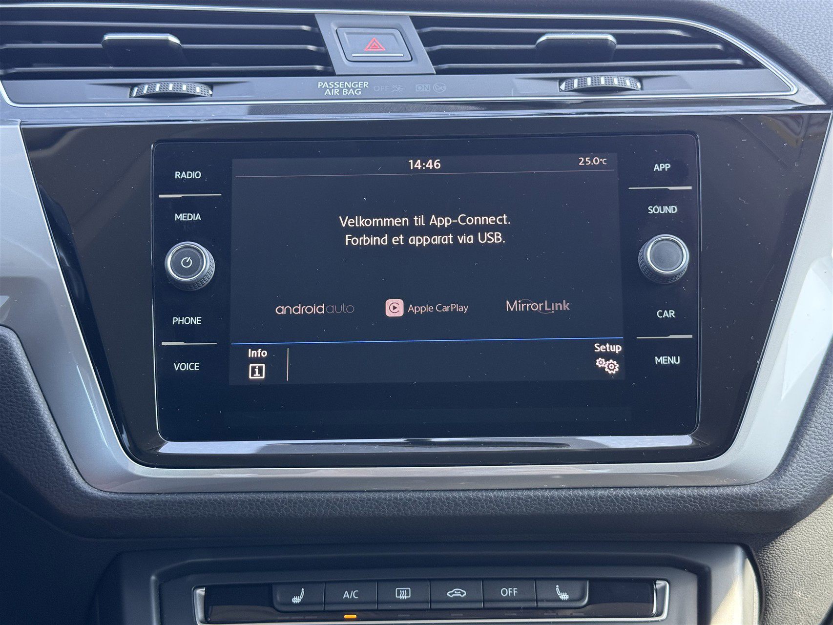 Billede af VW Touran 1,2 TSI BMT Trendline 110HK 6g