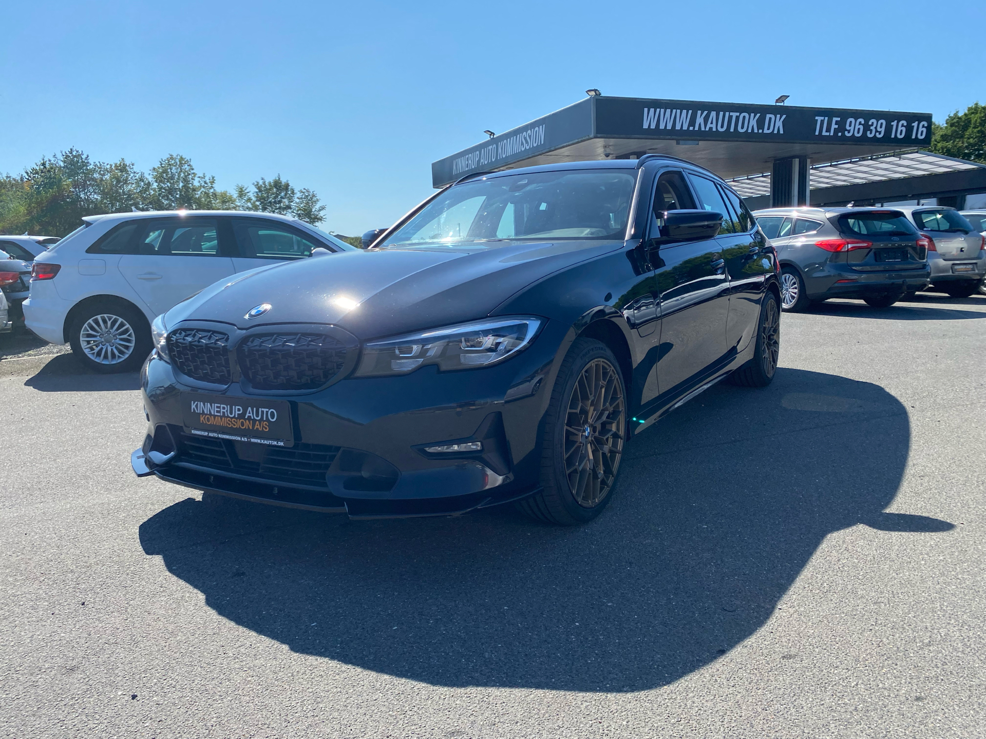 Billede af BMW 330e Touring 2,0 Plugin-hybrid Sport Line Steptronic 292HK Stc 8g Aut.