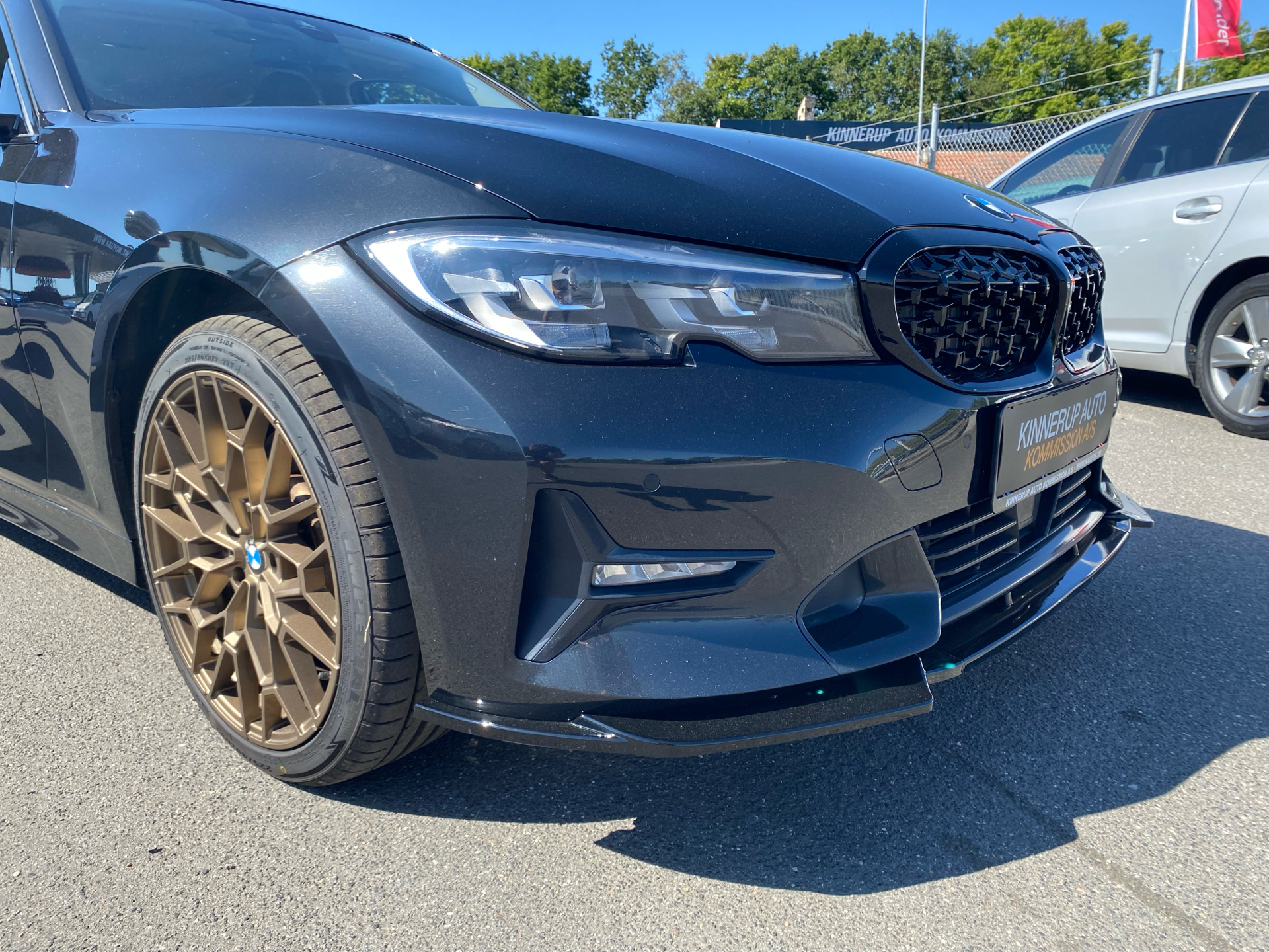 Billede af BMW 330e Touring 2,0 Plugin-hybrid Sport Line Steptronic 292HK Stc 8g Aut.