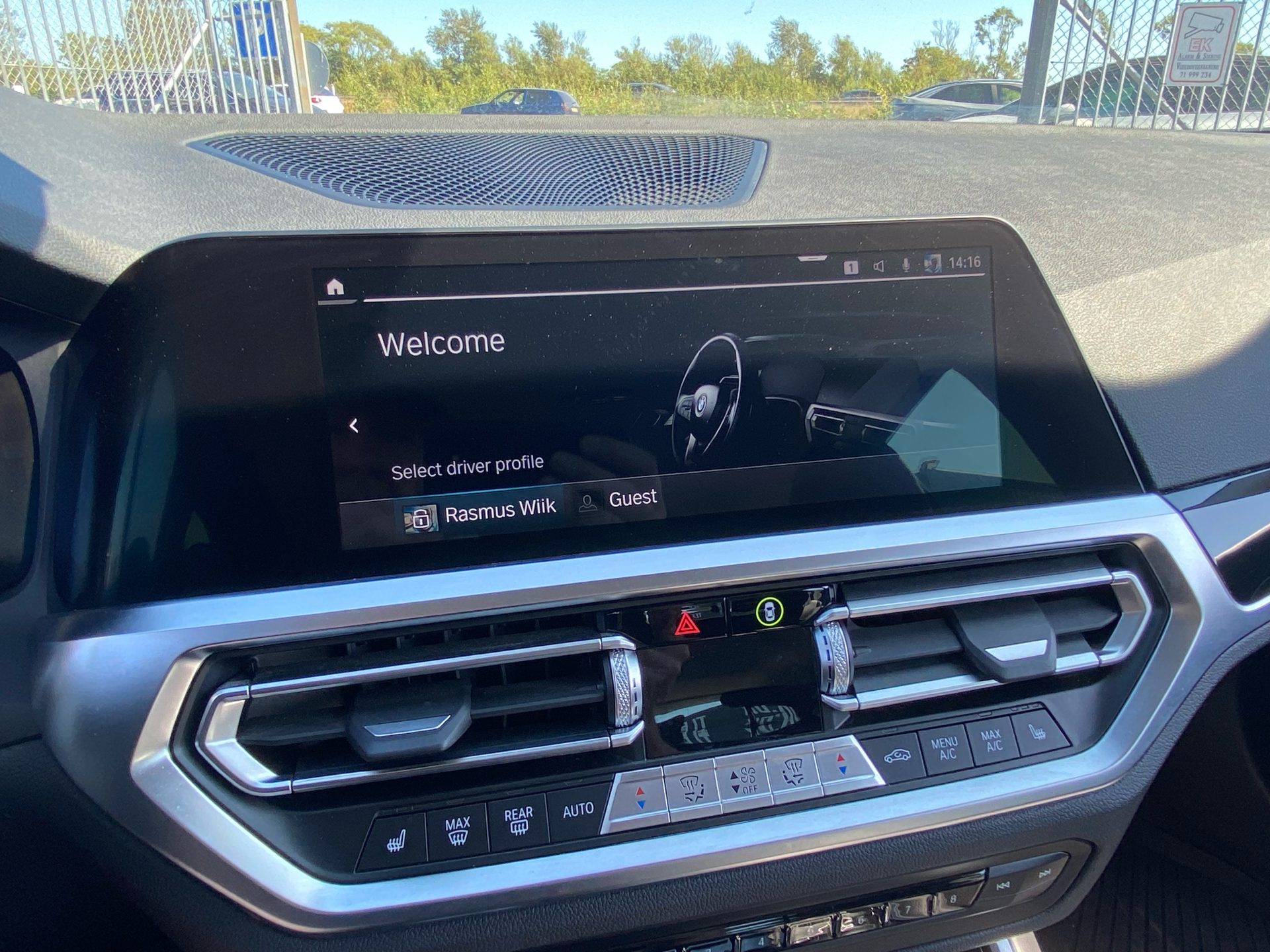 Billede af BMW 330e Touring 2,0 Plugin-hybrid Sport Line Steptronic 292HK Stc 8g Aut.
