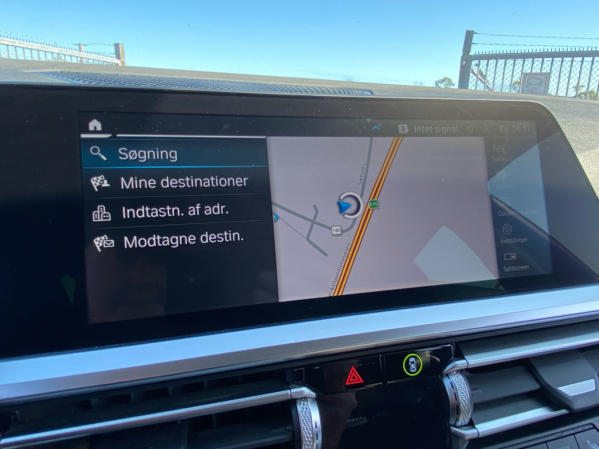 Billede af BMW 330e Touring 2,0 Plugin-hybrid Sport Line Steptronic 292HK Stc 8g Aut.