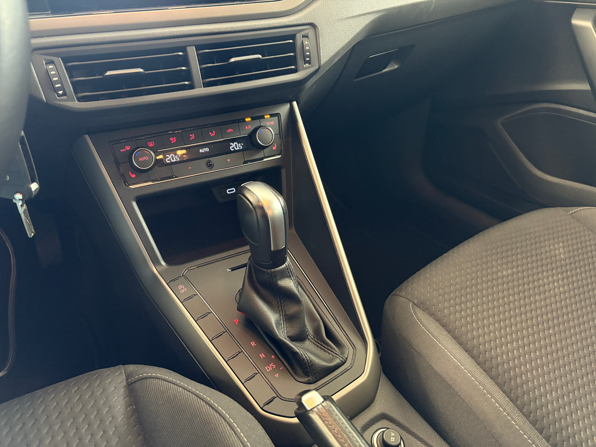 Billede af VW Polo 1,0 TSI Comfortline Connect DSG 95HK 5d 7g Aut.