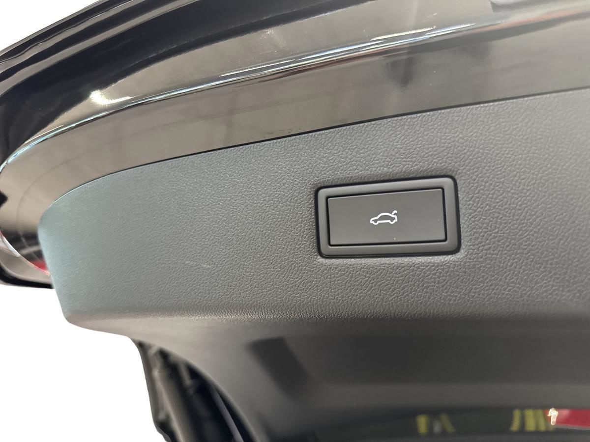 Billede af Ford Explorer EL UR Select RWD 286HK 5d Aut.