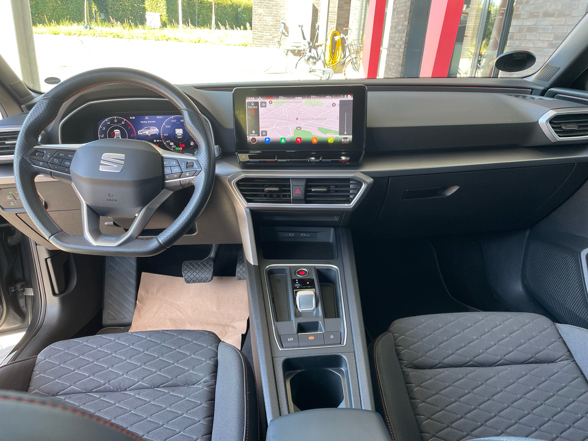 Billede af Seat Leon Sportstourer 1,5 e-TSI  Mild hybrid FR DSG 150HK Stc 7g Aut.