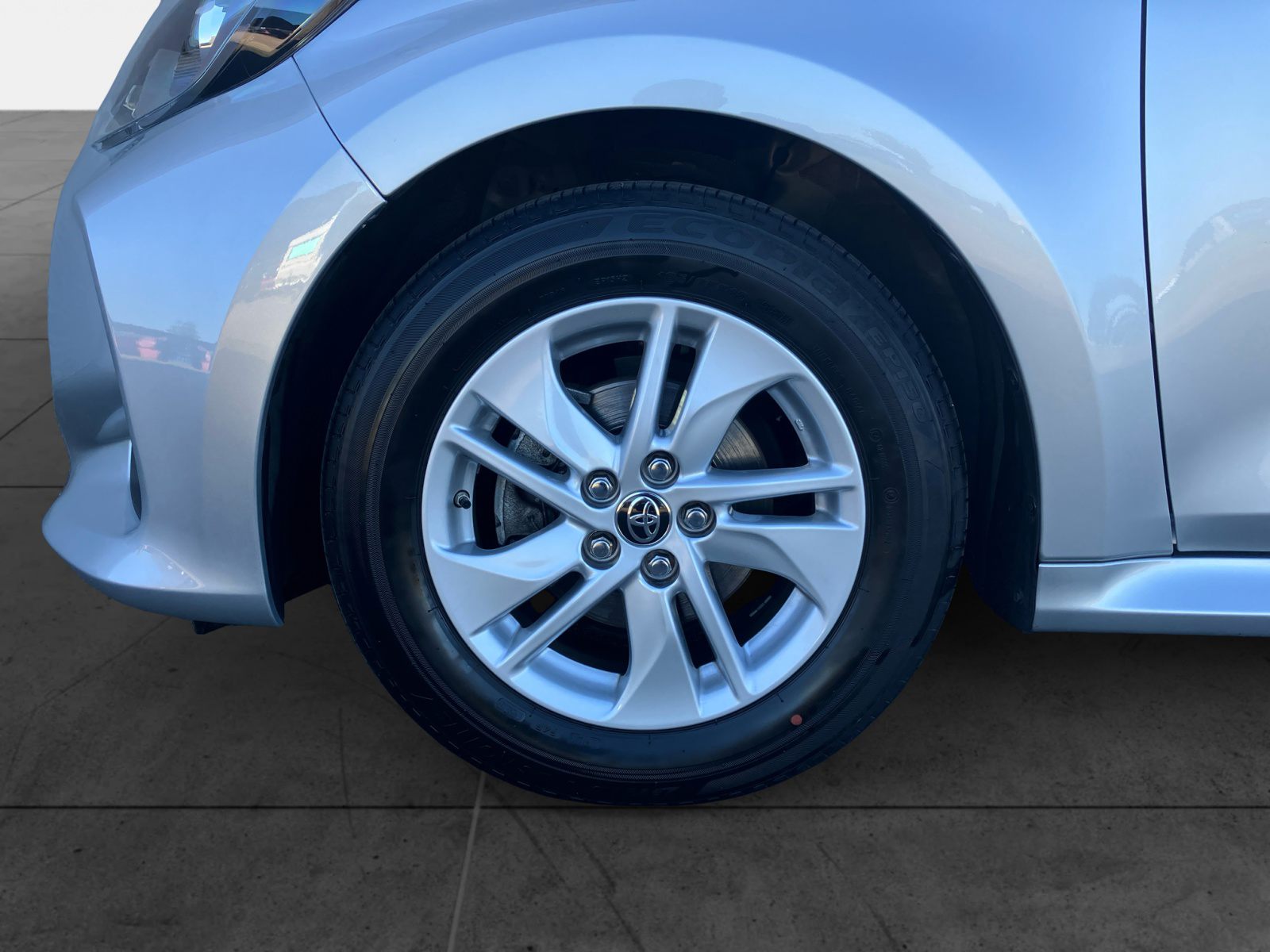 Billede af Toyota Yaris 1,0 VVT-I Active 72HK 5d