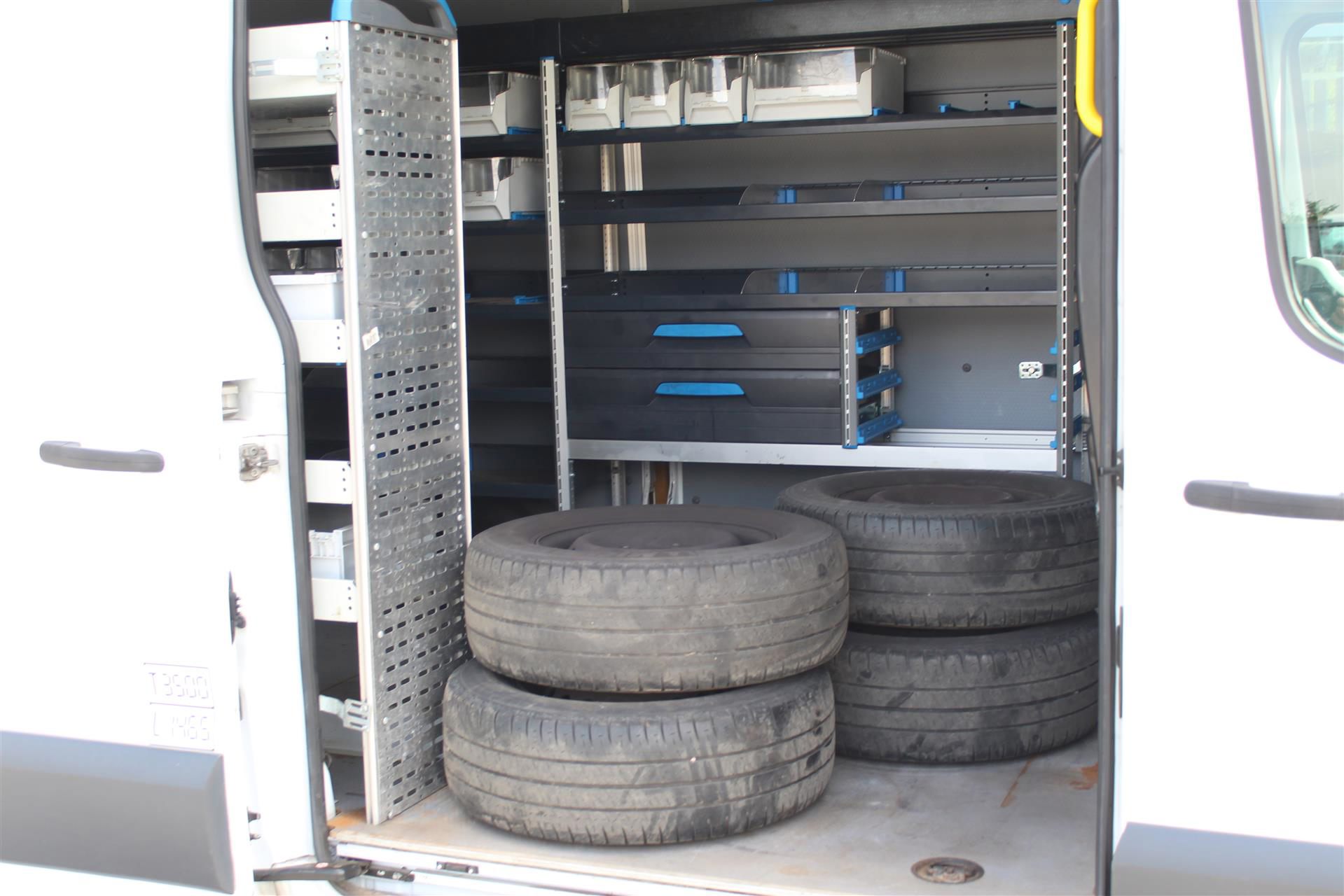 Billede af Ford Transit 350 L2H2 2,2 TDCi Trend 125HK Van 6g