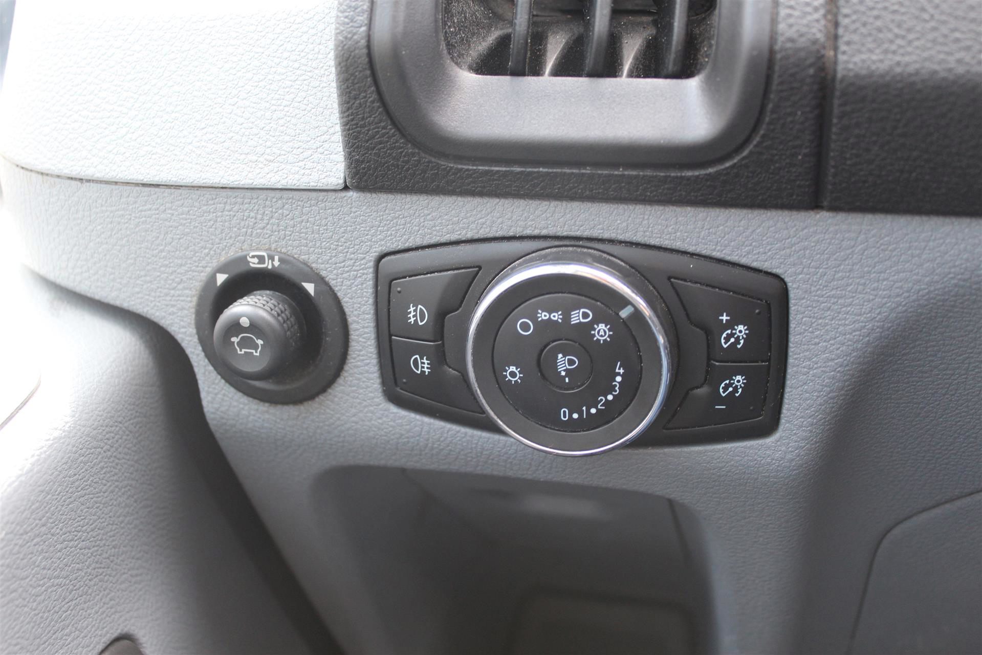 Billede af Ford Transit 350 L2H2 2,2 TDCi Trend 125HK Van 6g