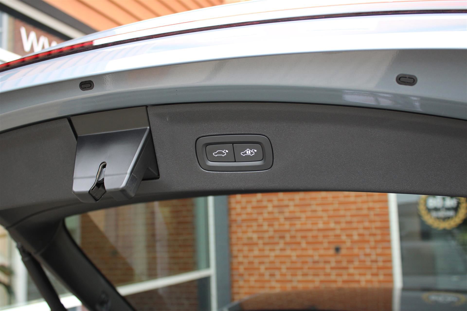 Billede af Polestar 2 EL Long Range Plus AWD 408HK 5d Aut.