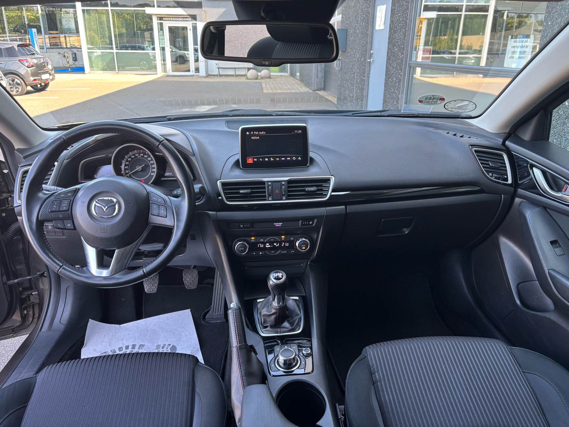 Billede af Mazda 3 1,5 Skyactiv-G Vision 100HK 5d 6g