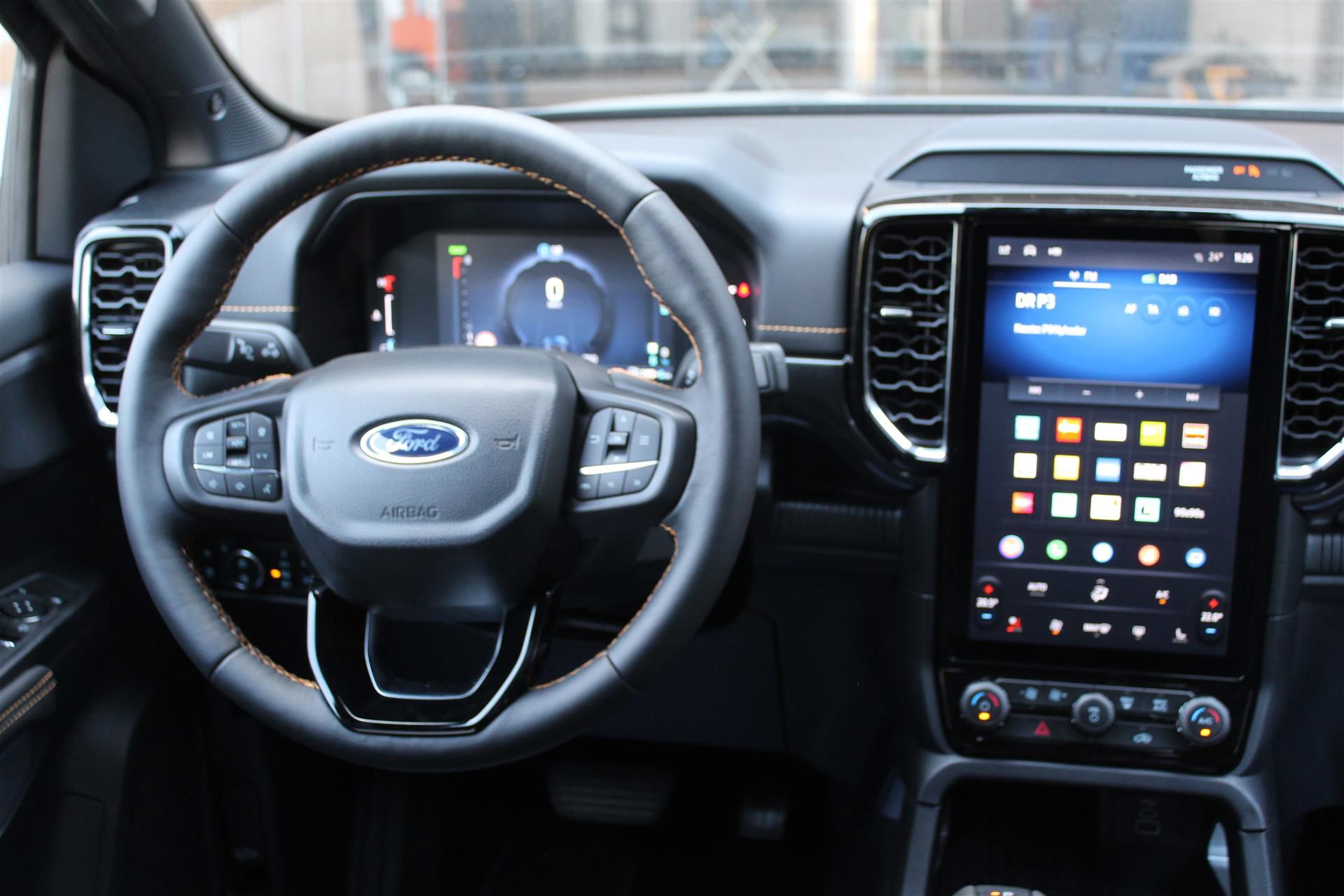 Billede af Ford Ranger Double Cab 2,3 EcoBoost Hybrid Wildtrak e-4WD 281HK Pick-Up 10g Aut.